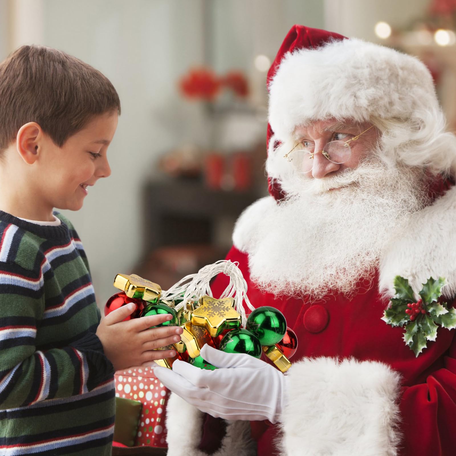 Lumières décoratives de Noël de 4,1 m, 20 DEL à piles avec minuterie et 8 modes, boules de Noël et étoiles décoratives pour sapin de Noël, couronne, fenêtre, mur, maison, jardin, extérieur et