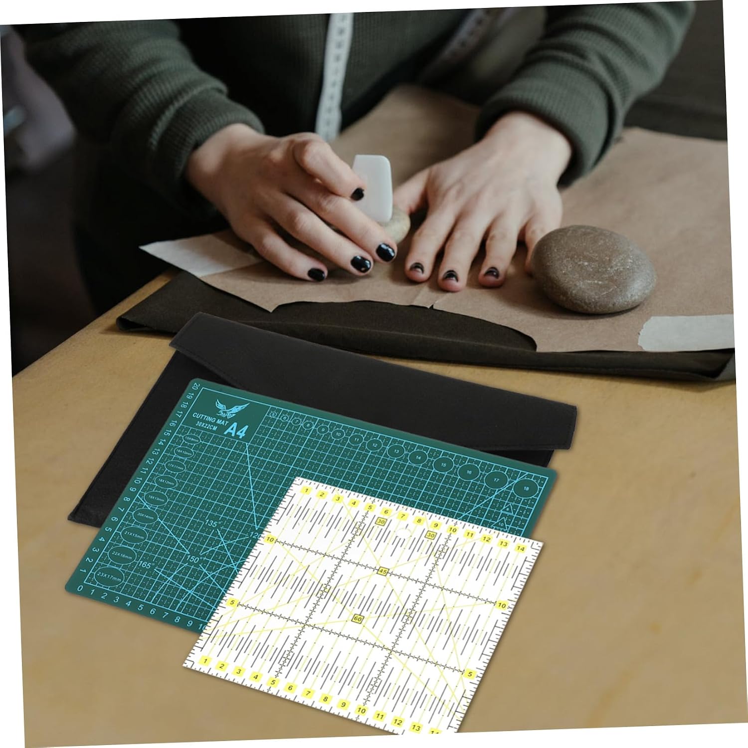 jojofuny Quilting Rotary Cutter Cutting Mat Storage Bag Fabric Cutting Knife Set Sewing Kit for Family Friends
