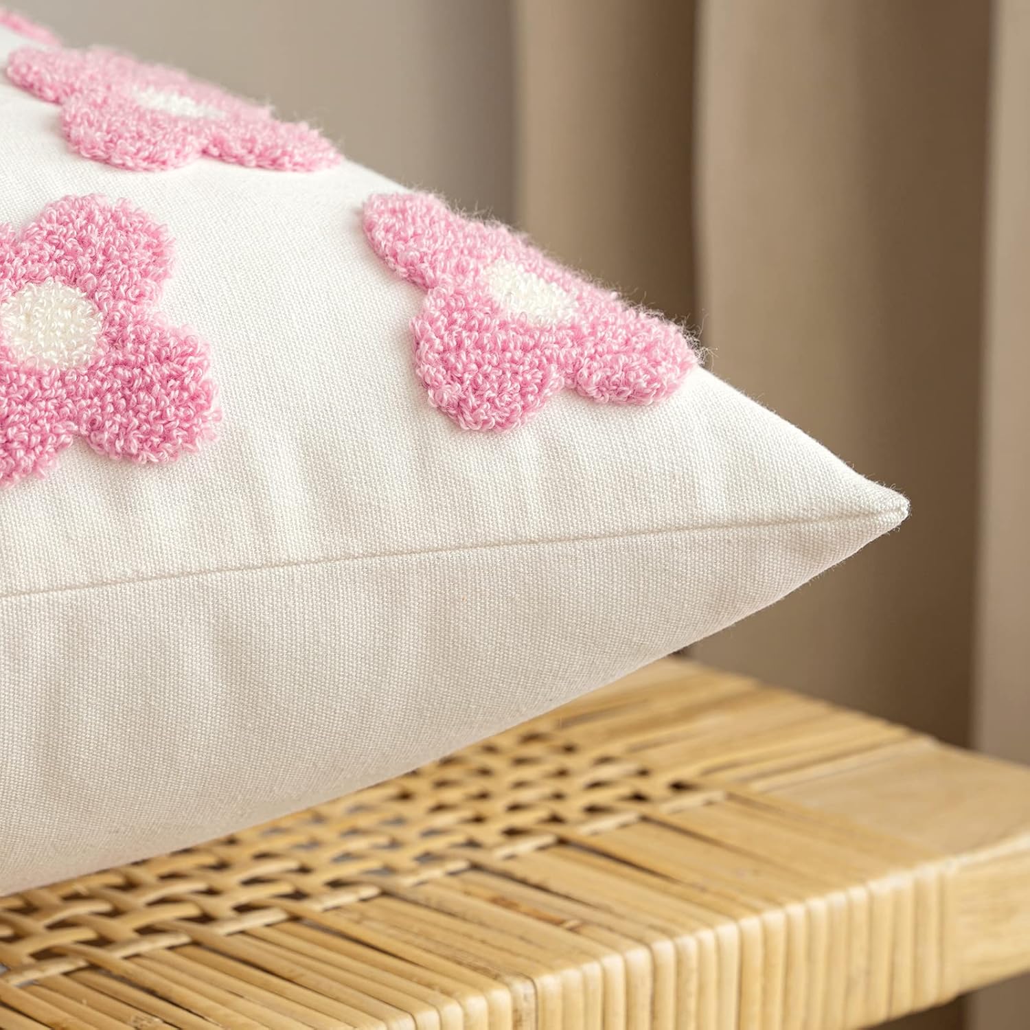 EMEMA Decorative Throw Pillow Covers Daisy Sun Flower Jacquard Pillowcase Cushion Case Square for Couch Sofa Bed Living Room Bedroom Set of 2, 16x16 Inch, Pink and White - Image 2