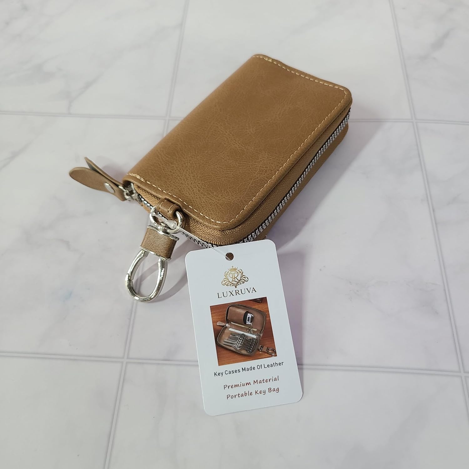 LUXRUVA Key Cases Made Of Leather, Compact Zipper Key Organizer with Key Hooks, Portable Key Pouch for Men & Women, Brown