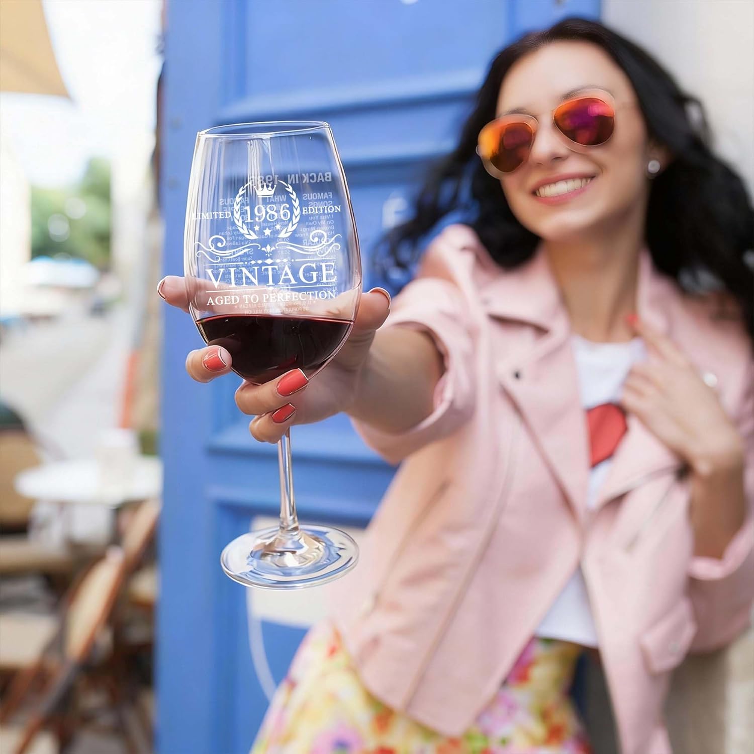 40th Birthday Gifts for Women, 1986 Vintage 18 oz Stemmed Wine Glass, Back in 1986 Old Time Information, 40th Brithday Gifts for Her, 40 Year Old Birthday Decorations for Women, Gift for Female 40s - Image 3