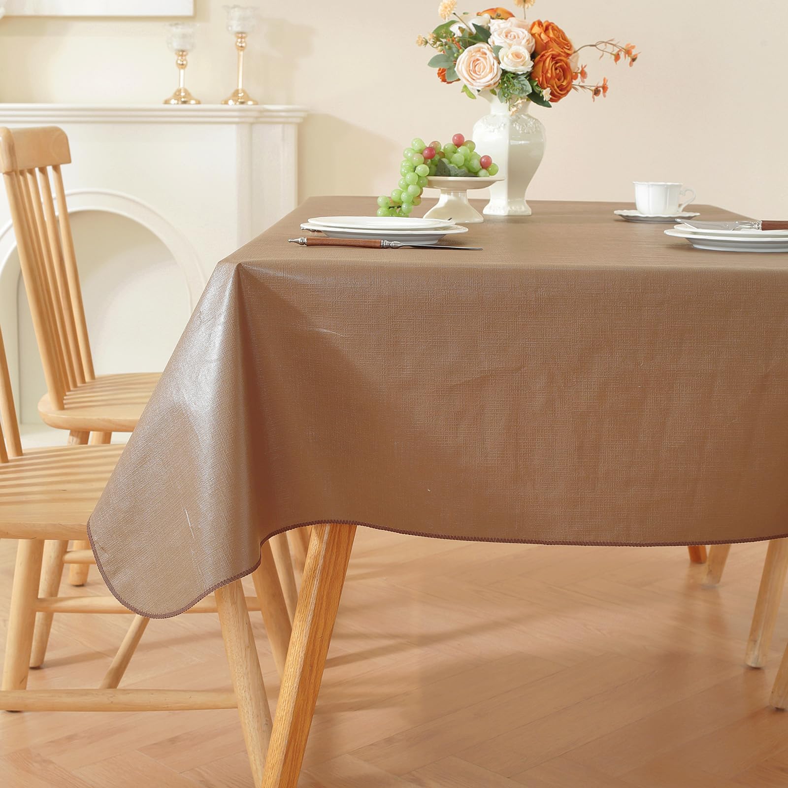 Rechteckige Tischdecke, wasserdichtes Vinyl, Flanell-Rückseite, Kunststoff-Tischdecke, Picknick, Party-Tischdecke, abwischbare Tischdecken für den Innen- und Außenbereich (Dark Coffee, 152,4 x