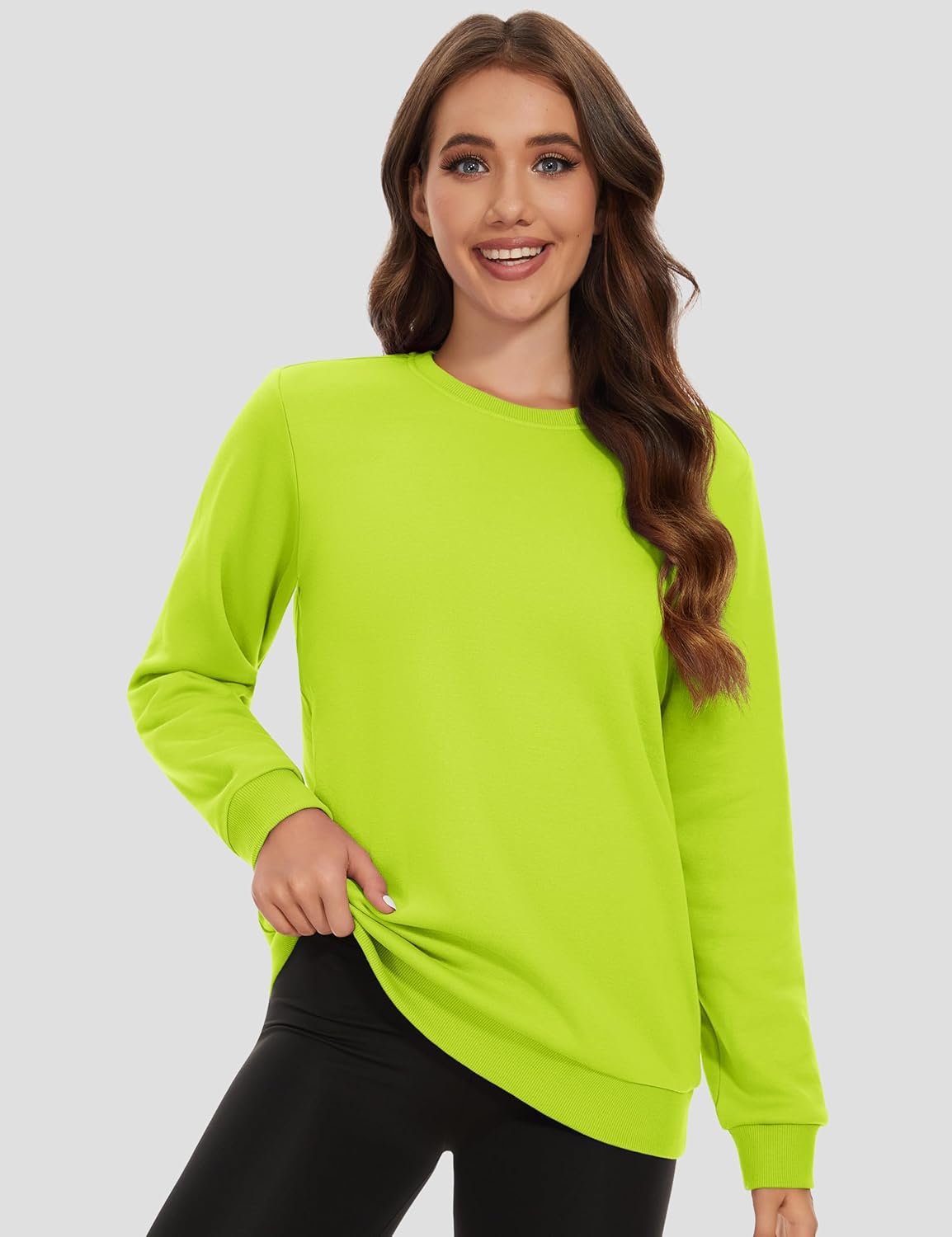 MAGCOMSEN Women's Fleece Lined Sweatshirt Crewneck Cotton Pullover Fall Winter Casual Long Sleeve Warm Soft Tops
