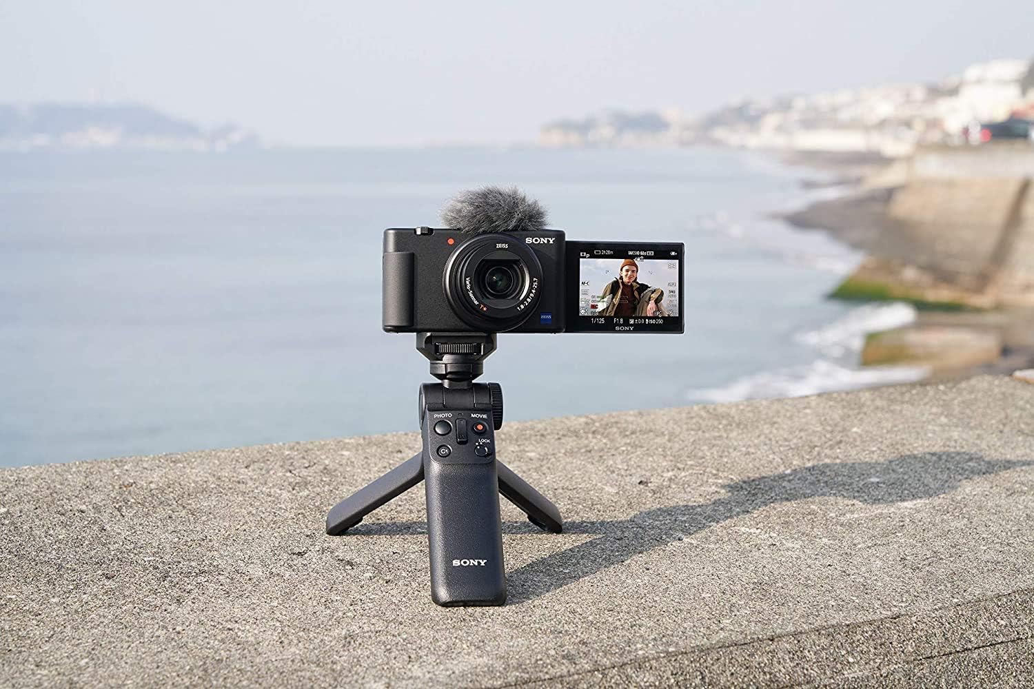 Sony Wireless Bluetooth Shooting Grip and Tripod for still and video, ideal for vlogging (GP-VPT2BT), Black, 3.38 x 3.13 x 8.5 inches