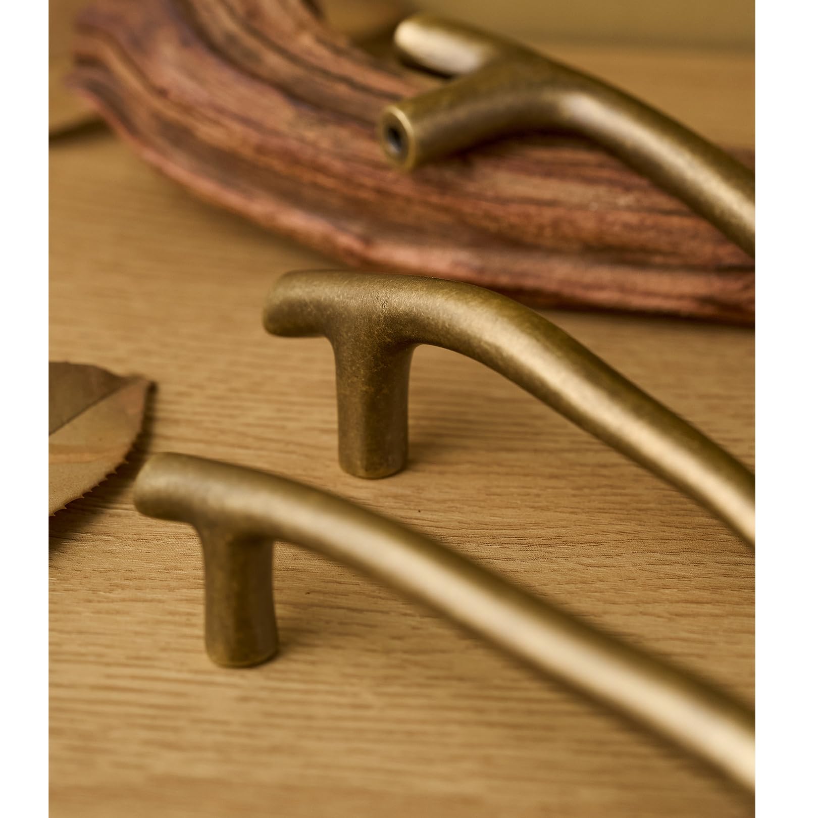 2 Stück Möbelgriffe Schrankgriffe Türgriffe Küche Schrankgriffe Vintage Messing Schubladengriffe T-Stangengriff Möbelknöpfe Griffe für Kleiderschrank,mit Schrauben (Lochabstand 160mm,Gold)