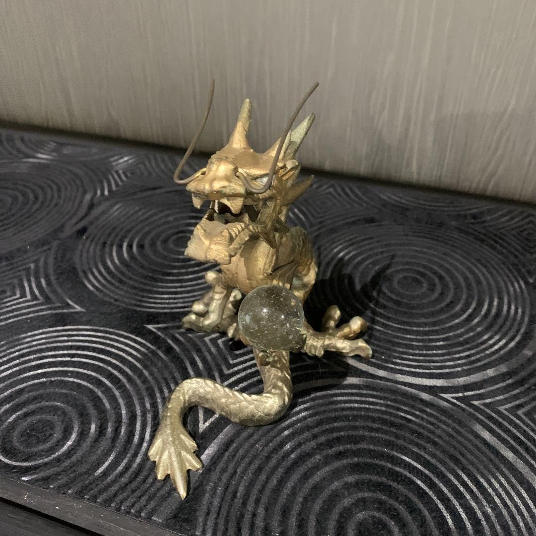 龍（？）を象った鉄製の置物 鉄自在龍置物》 | ミュージアム干支コレクションアワード2024