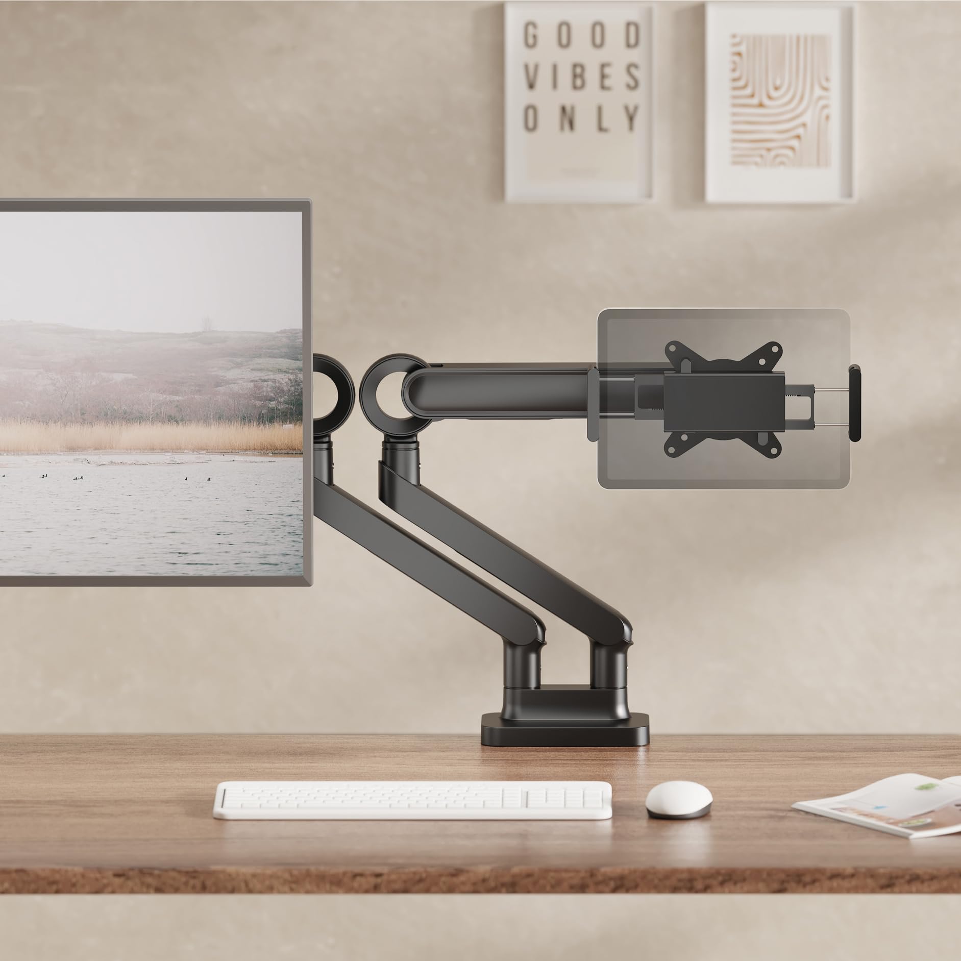 Logilink BP0204 - uchwyt zaciskowy do urządzeń 4,7-15" na ramionach monitora (VESA 75 x 75), kolor: czarny
