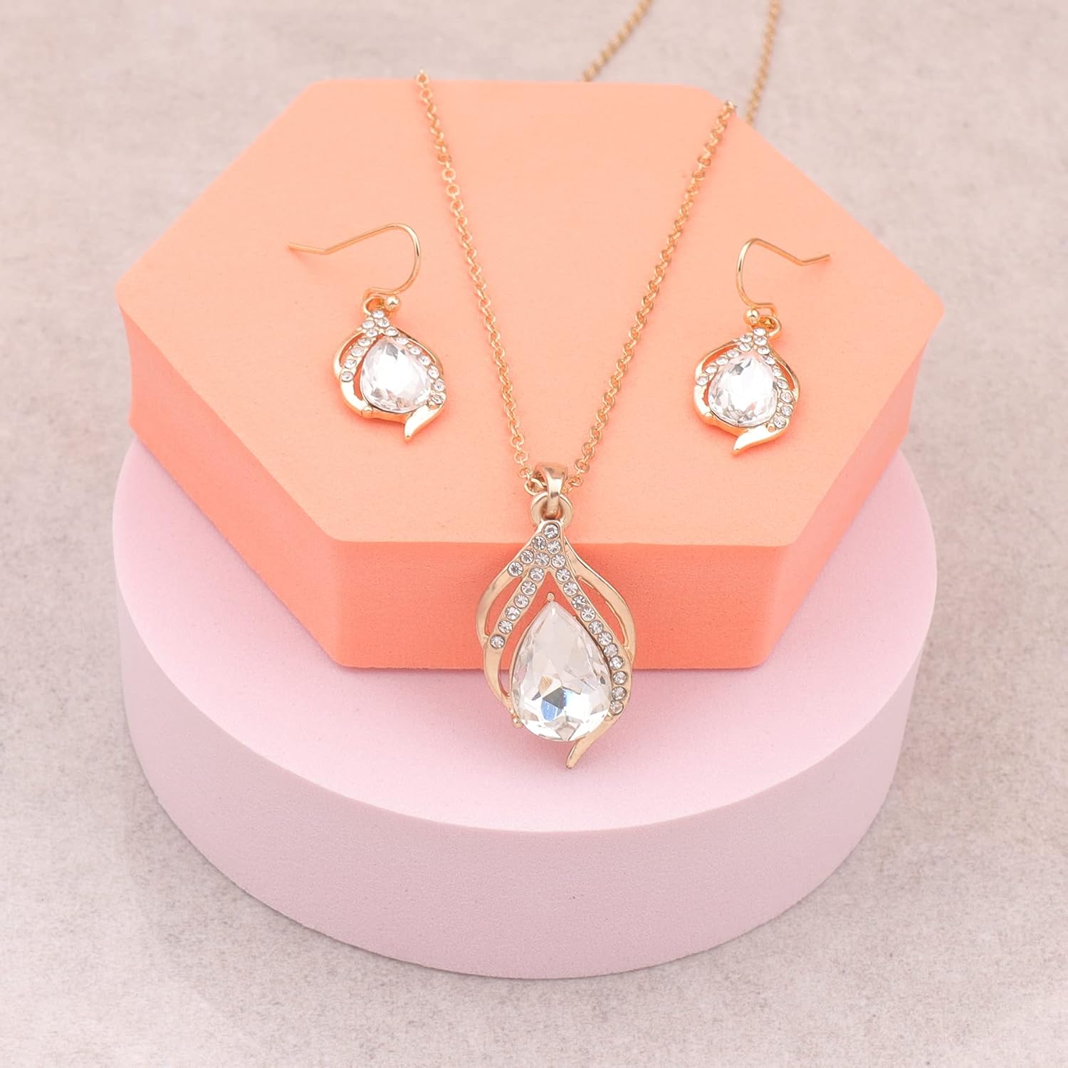 Bridesmaid Jewelry Set for Women 1-4-6-8 Sets Teardrop Necklace Earring Set for Wedding Party Gift