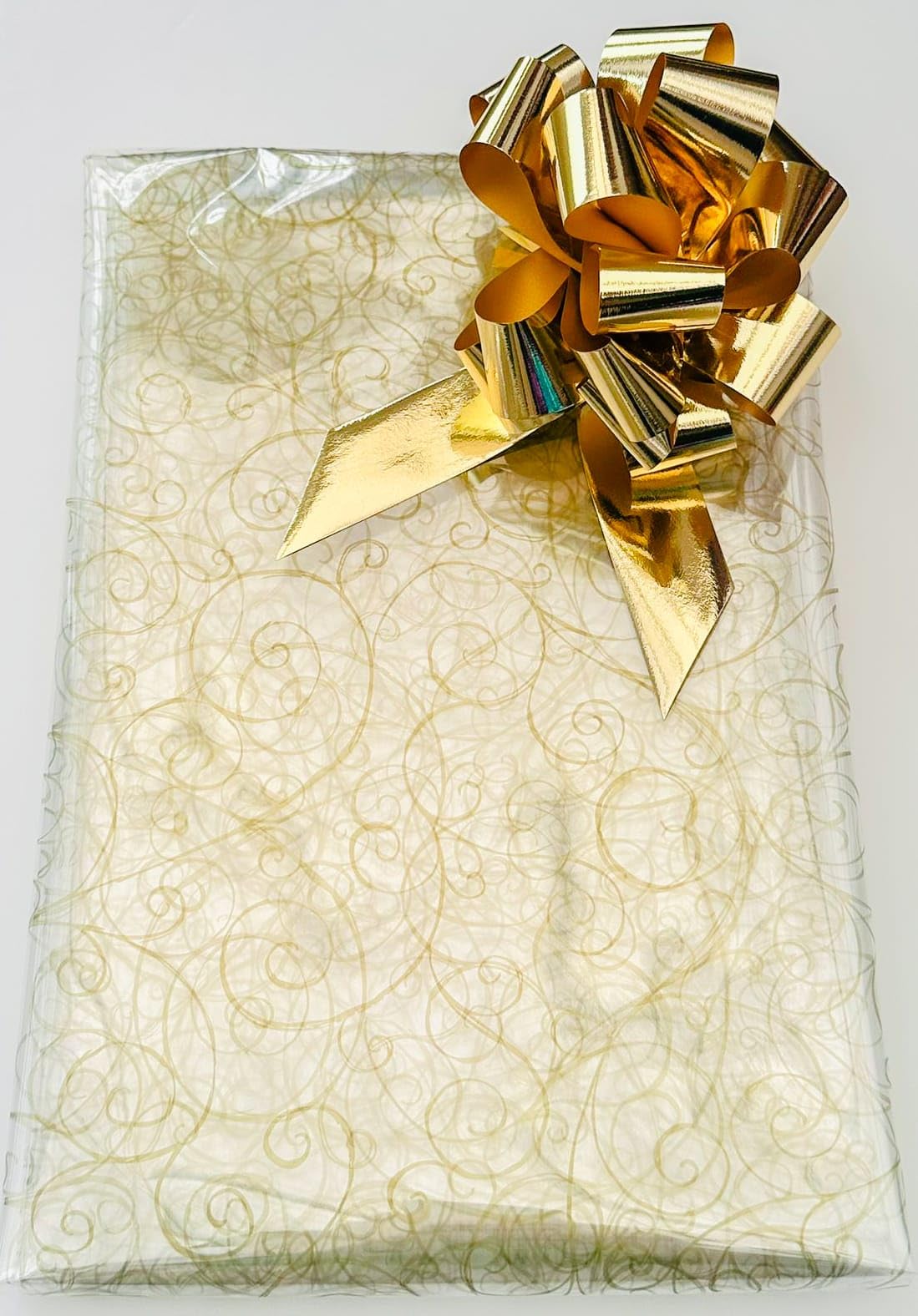 ShredAstic® Gold Scroll Florist Cellophane wrap with 30mm Pull Bow (2 metres, Gold Metallic)
