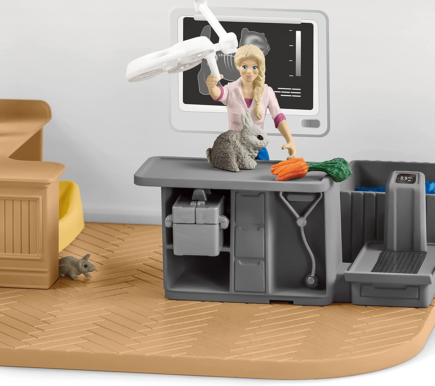 SCHLEICH 42502 Tierarzt-Praxis mit Haustieren, für Kinder ab 3+ Jahren, Farm World - Spielset, 35 x 32 x 17 cm