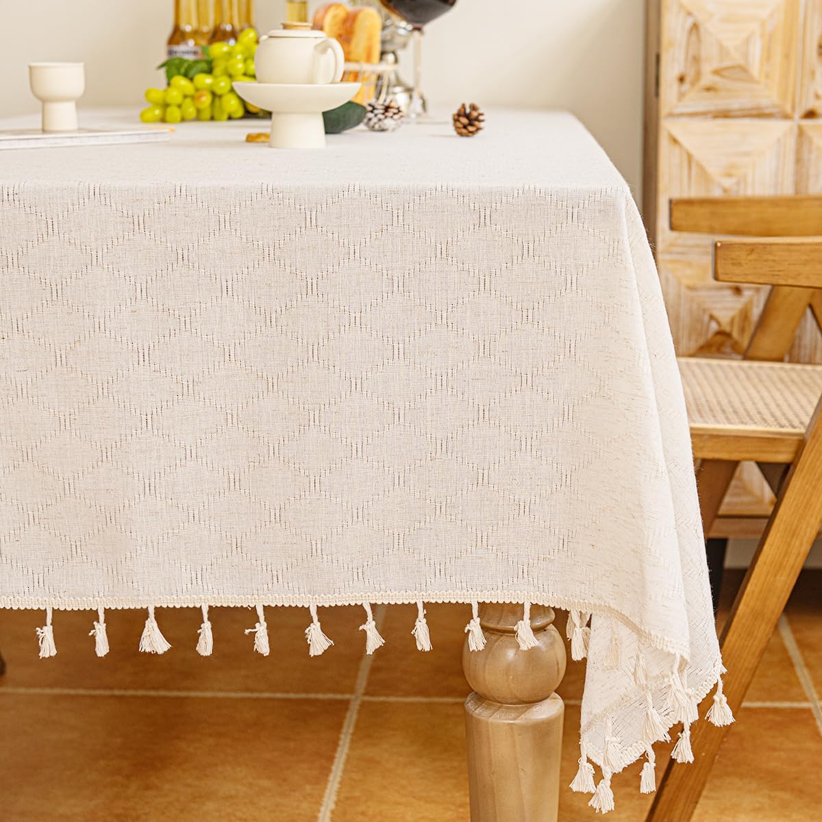 Polyester Linen Tablecloth with Tassels, Square Dining Table Sunflower Butterfly Flower Ginkgo Biloba Embroidered Tablecloth, Multiple Styles Boho Country Rustic Farmhouse Tablecloth 55x55 inches