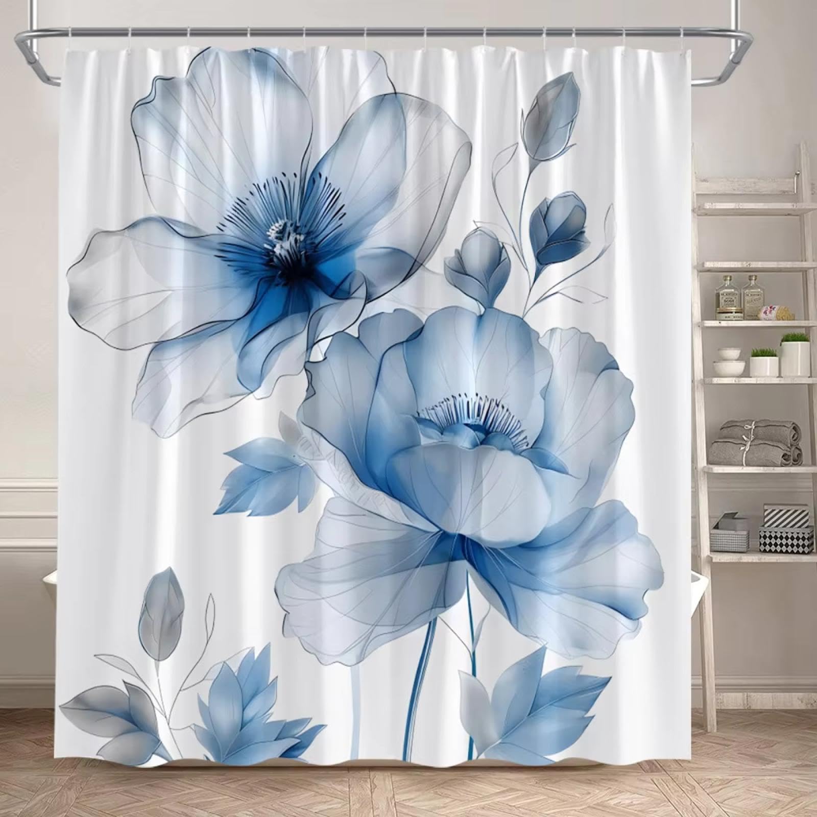 Rideau de douche fleurs bleues aquarelle pour créer une ambiance spa et nature à la maison