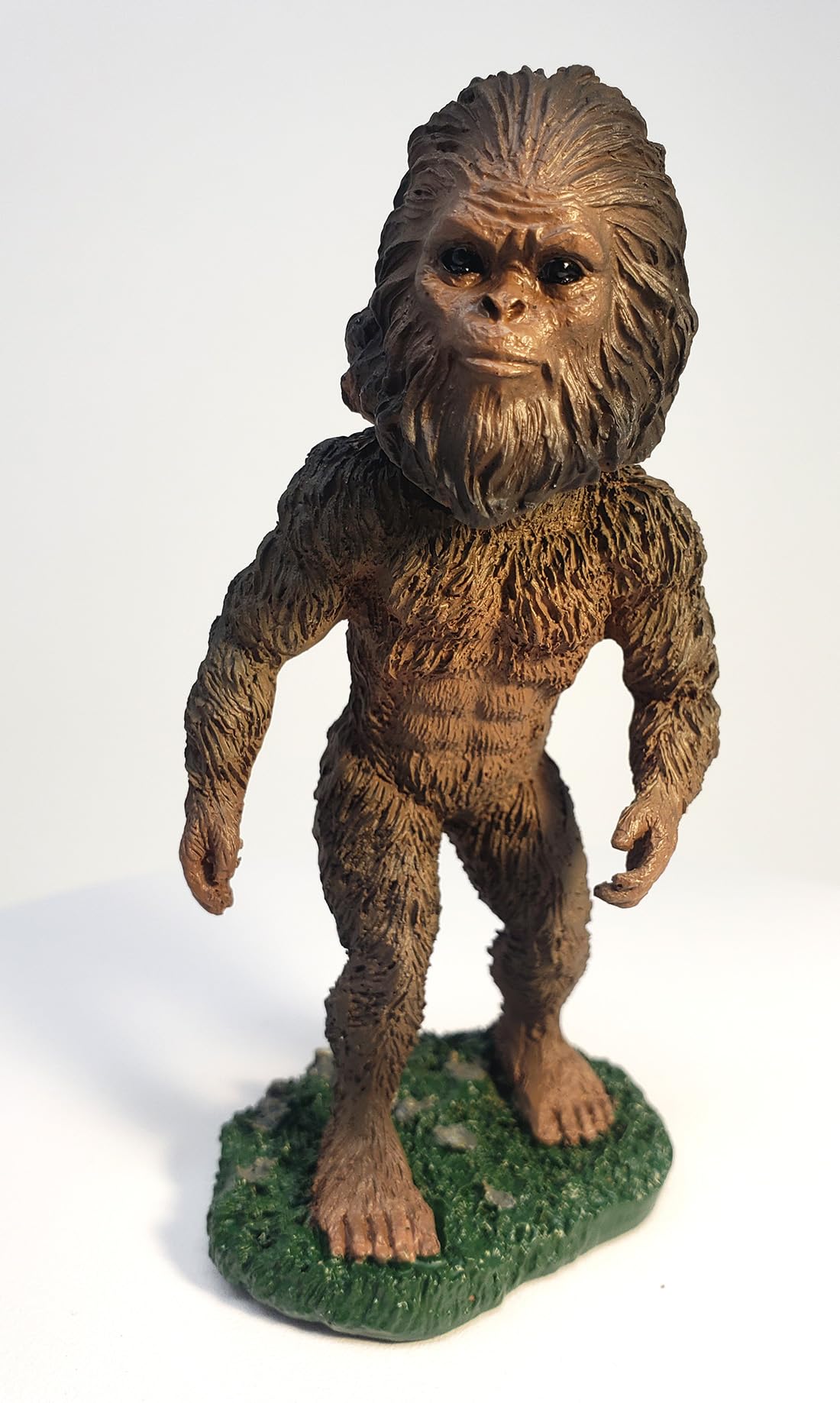 Animal Den Bigfoot Sasquatch Yeti Figure Statue Bobblehead Ornament