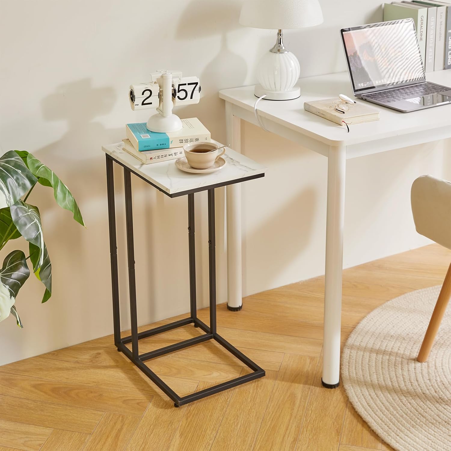 Side Table Small End Table C Shaped, Slide Under Laptop Desk for Couch, Living Room Side Table Set of 2, TV Trays for Eating on Couch, Faux Marble+Black YD-TM051B-2