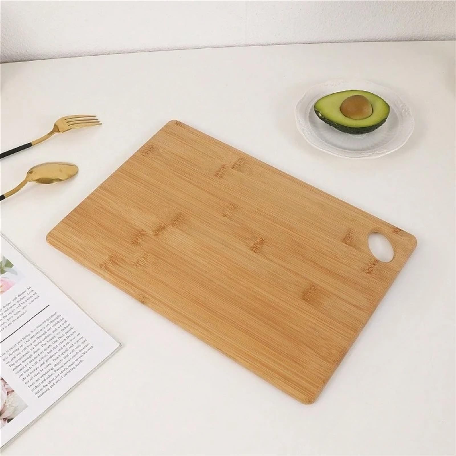 Tabla de cortar de madera maciza con orificio for mango, reversible | Orificio de mango redondo for facilitar su transporte; superficies reversibles; 16 x 12 x 0,8 pulgadas.(34x 22x 1.2cm)