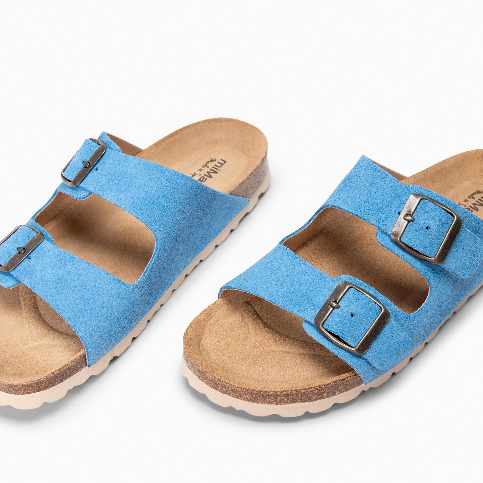 miMaO. Sandalias Planas con Doble Hebilla y Plantilla Bio. Diseñado y Fabricado en España