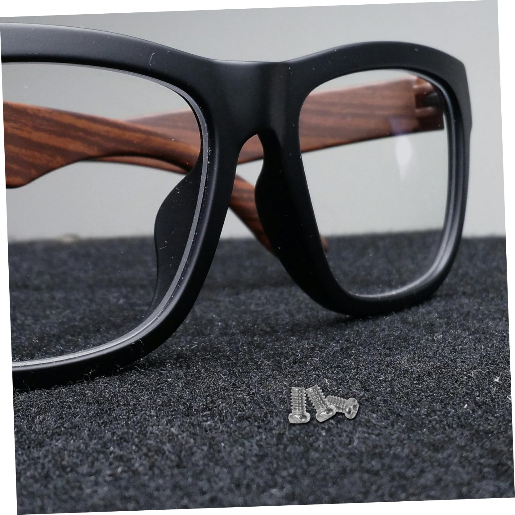 Tornillos para Gafas M1.4 X 2.4 de Acero Inoxidable 10000 Piezas | Plata, para Gafas de Lectura y Monturas, Formato Portátil y Ligero, Repuesto de Precisión