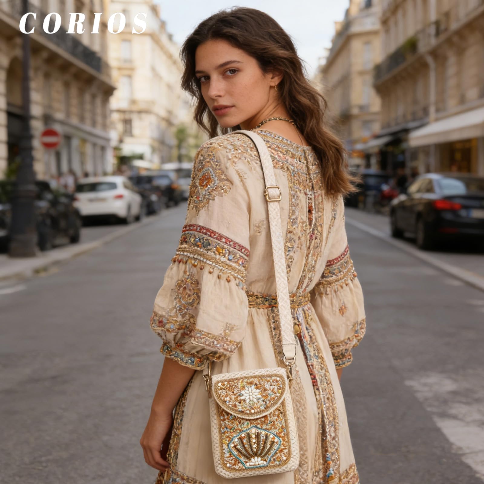 CORIOS Sac Tissé en Paille Femme Sac Fourre-Tout Tressés à la Main Sacs Portés Épaule Bohème Sac de Plage D'été Petite Sac à Bandoulière Cabas Rétro Sac à Main Sac pour Téléphone Portable