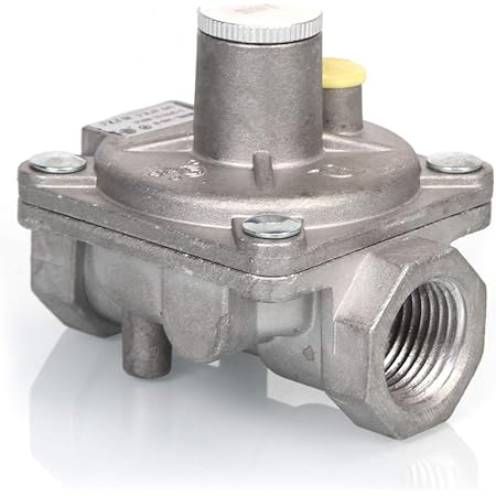 Amazon Com Maxitrol Rv48l Natural Gas Pressure Regulator 1 2 Fpt Thread 3 4 In And Out Opening 1 2 Psig In 3 6 Wc Out Garden Outdoor