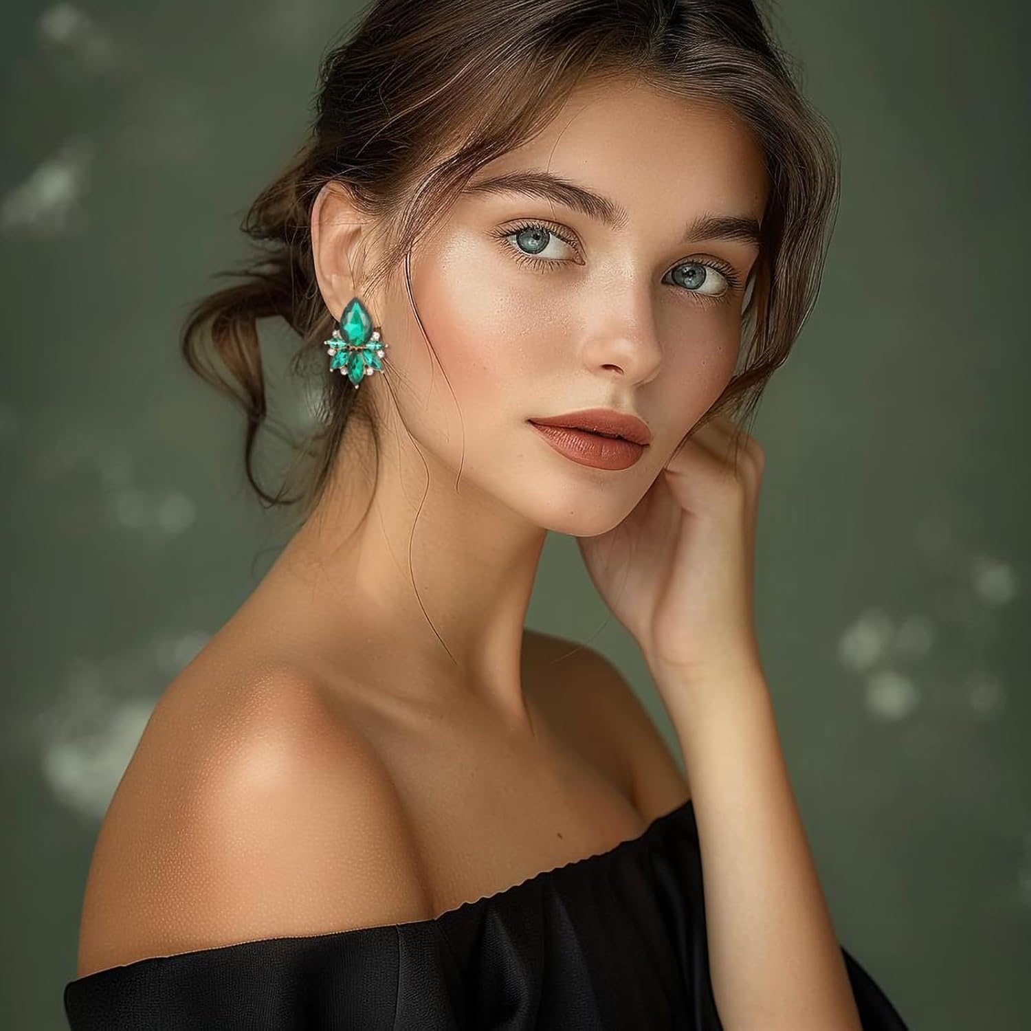 ATIMIGO Vintage Rhinestone Drop Earrings Elegant Crystal Cluster Art Deco Hypoallergenic Wedding Bridal Earrings for Women Brids Bridsmaids Prom Formal - Image 5