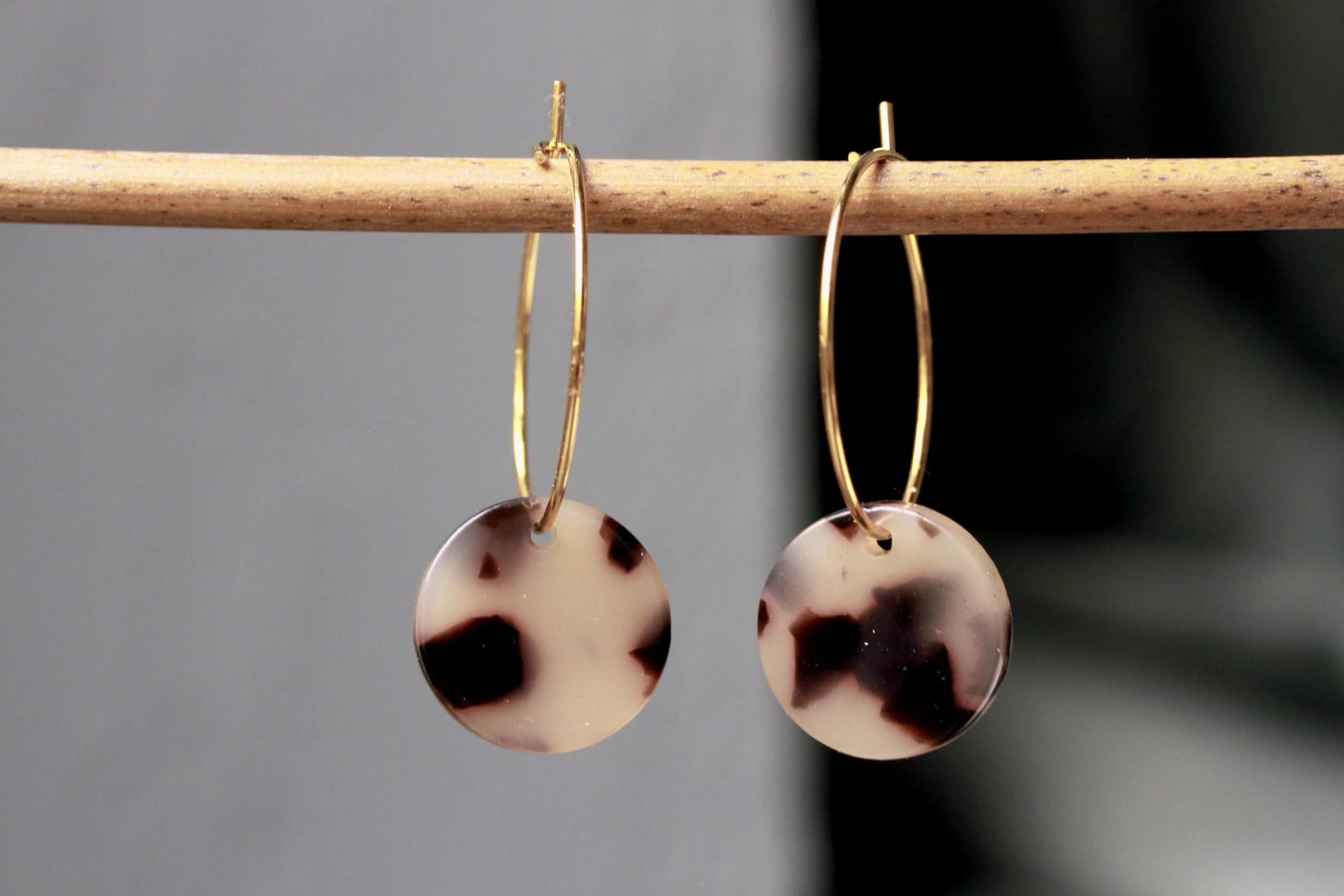 Creolen Leoprint gold Ohrringe mit Leopard Leo Muster eine perfekte moderne Kombination