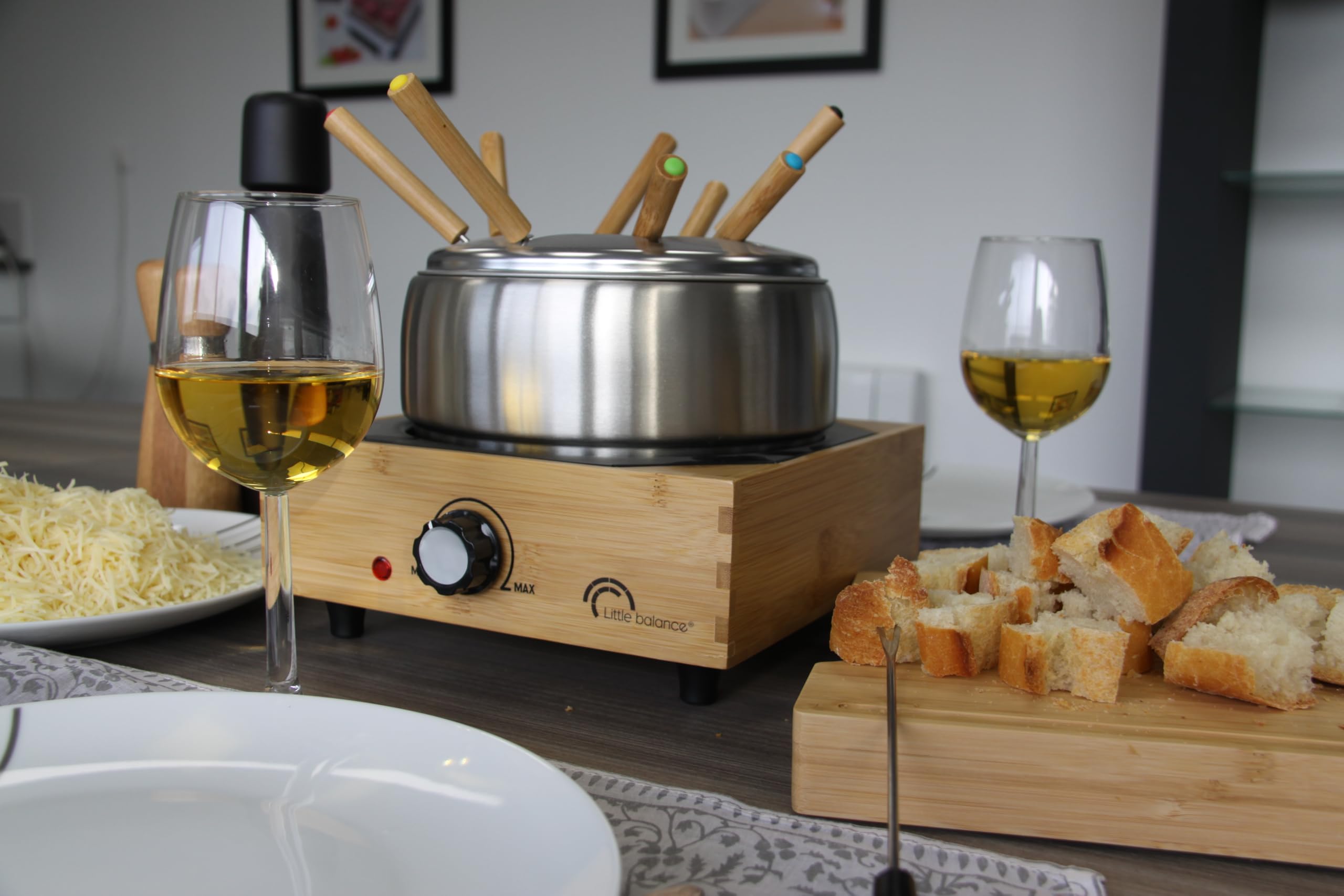 LITTLE BALANCE 8320 Wood Fondue 8 Inox - Appareil à fondue 8 personnes - Caquelon Inox anti-adhésif grande contenance 2 litres - Puissance 800 W - Finition Bambou véritable