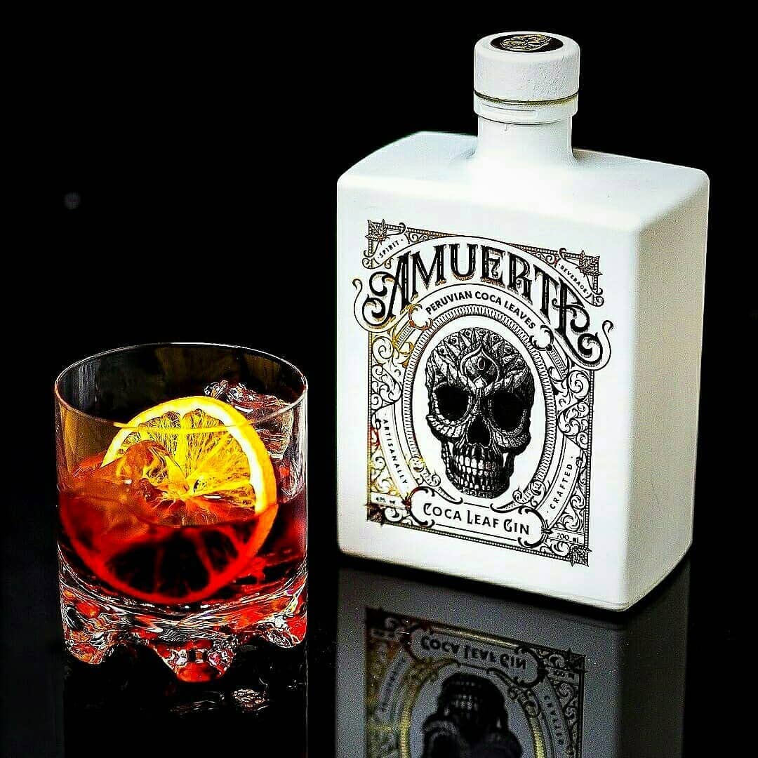 Amuerte Coca Leaf Gin Weiß Geschenkbox mit Gläsern