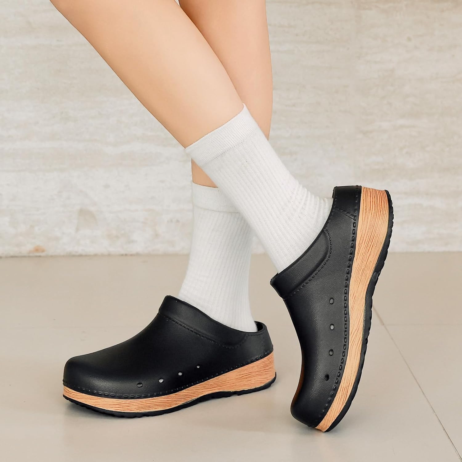 youermei Slip-On Men's Clogs Women's Mules, Lightweight Work Sandals with Removable EVA Footbed, Arch Support, Non Slip Closed Toe Chef Nurse Shoes, Comfortable Cork Slides - Image 2