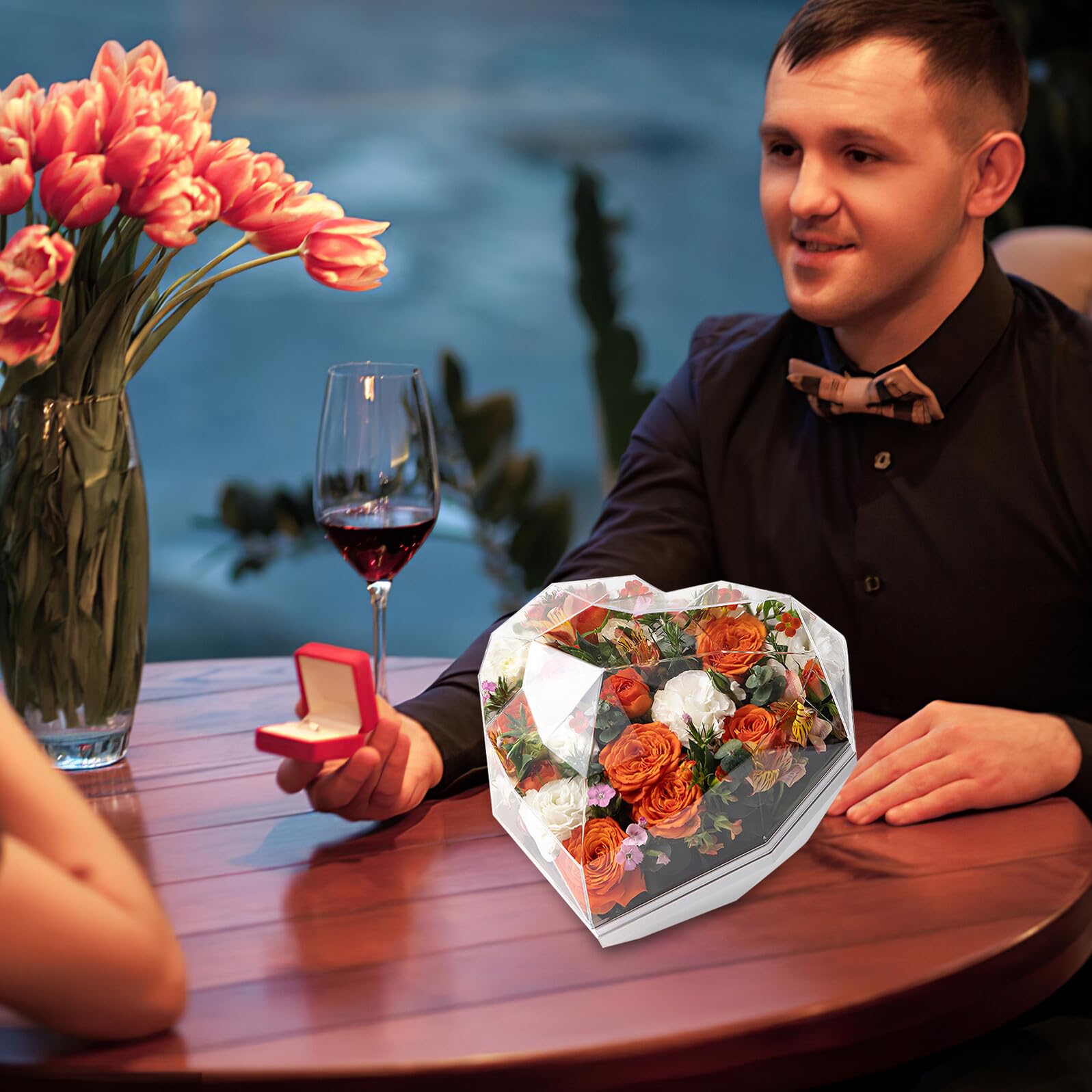 BELLIFFY Herzförmige Geschenkbox aus Acryl für Blumen mit Stabilem und Praktischem Design Transparente Verpackungsbox für Verlobung und Romantische Anlässe