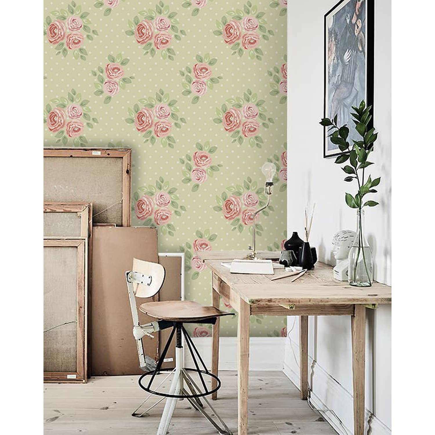 Papier peint roses shabby chic pour une chambre romantique et cocooning