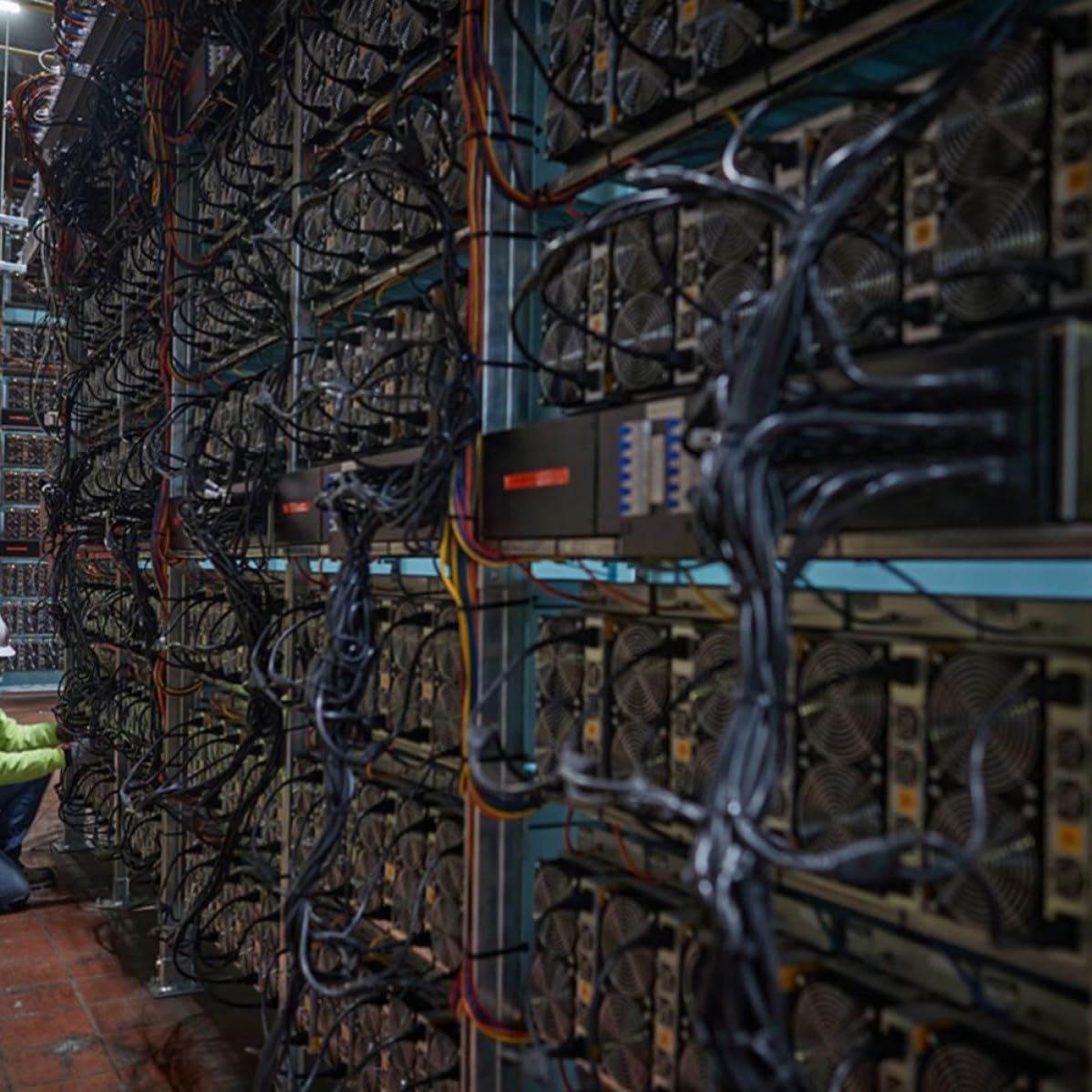 Scheda Madre per Macchina Mineraria CPU 8 Slot Gpu, Memoria Ddr3 e Interfaccia Vga Integrata, Pcb e Raffreddamento Ridotto per Mining Efficiente