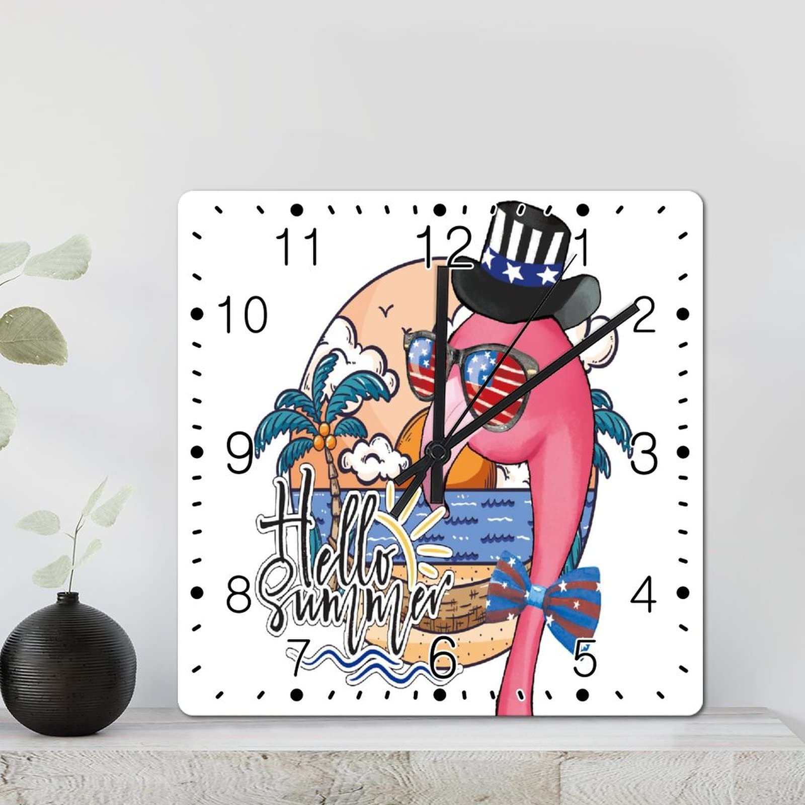 Horloge murale en bois flamant rose 30cm pour habiller un mur vide de salon