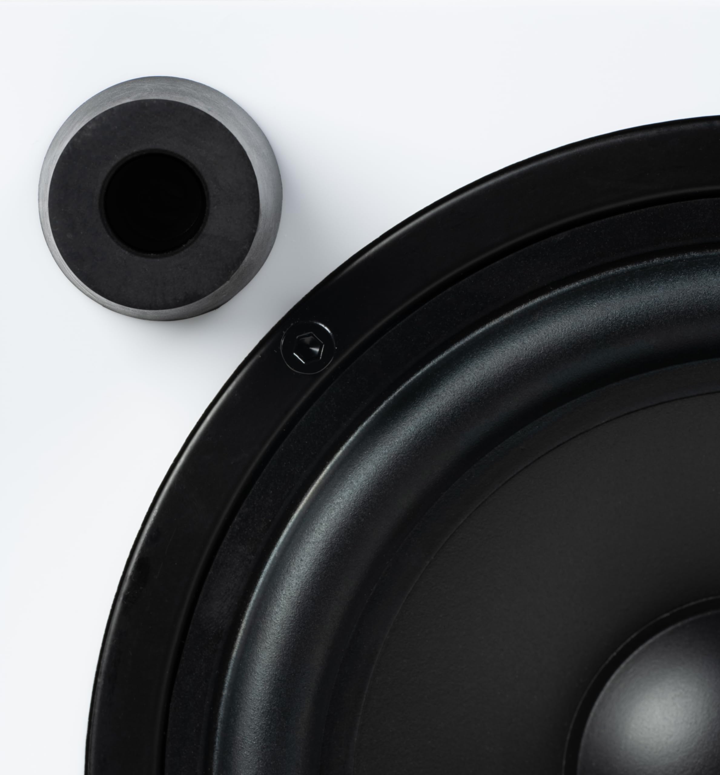 Pro-Ject Sub Box 50 E, kompakter aktiver Subwoofer mit Low und High Level Input, 100W (Schwarz)
