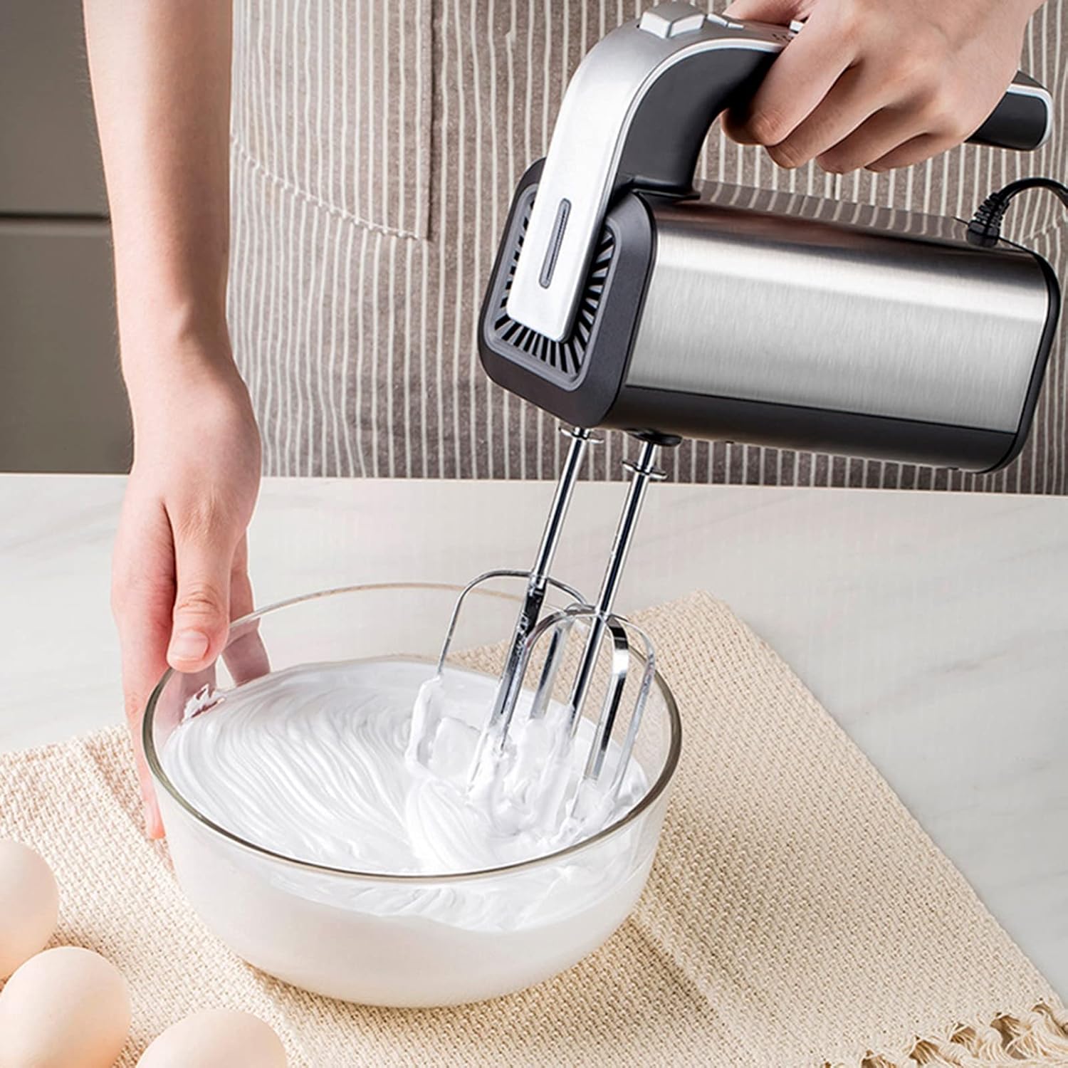 Egg Beater Electric Hand Mixer 5-Speed Turbo Kitchen Handheld Mixer Stainless Steel with 2 Beaters 2 Dough Hooks for Whipping Whisk