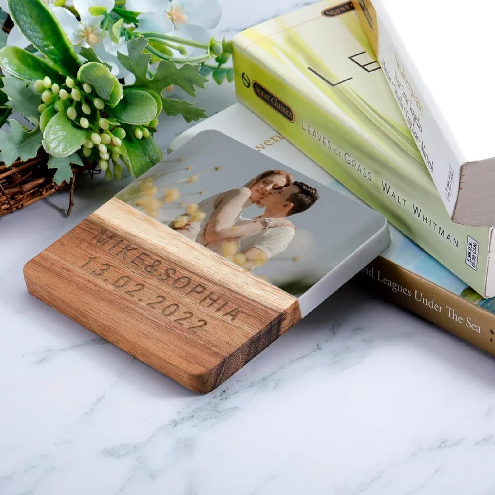 Posavasos personalizados, posavasos de madera de mármol grabados personalizados, posavasos cuadrados para hombres, regalos de fotos personalizados para parejas, regalo de San Valentín (8 piezas)