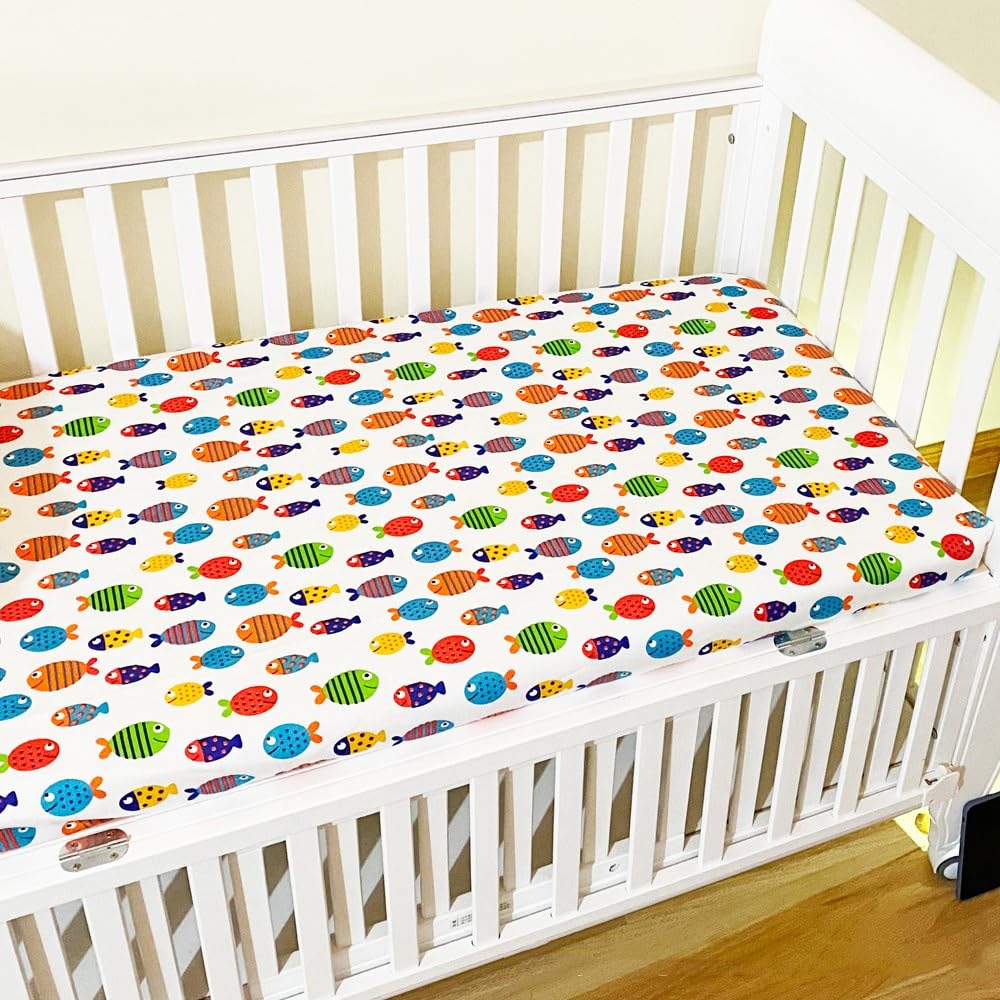 Odot Soft Cotton Cot Bed Sheets, Cartoon Bedside Cribs Fitted Sheets for Boys Girls, Newborn Bassinet Sheets, Baby Bed Sheets Stretch Edge Mattress Protector Easy Care (120x70cm,Colorful Fish 2)