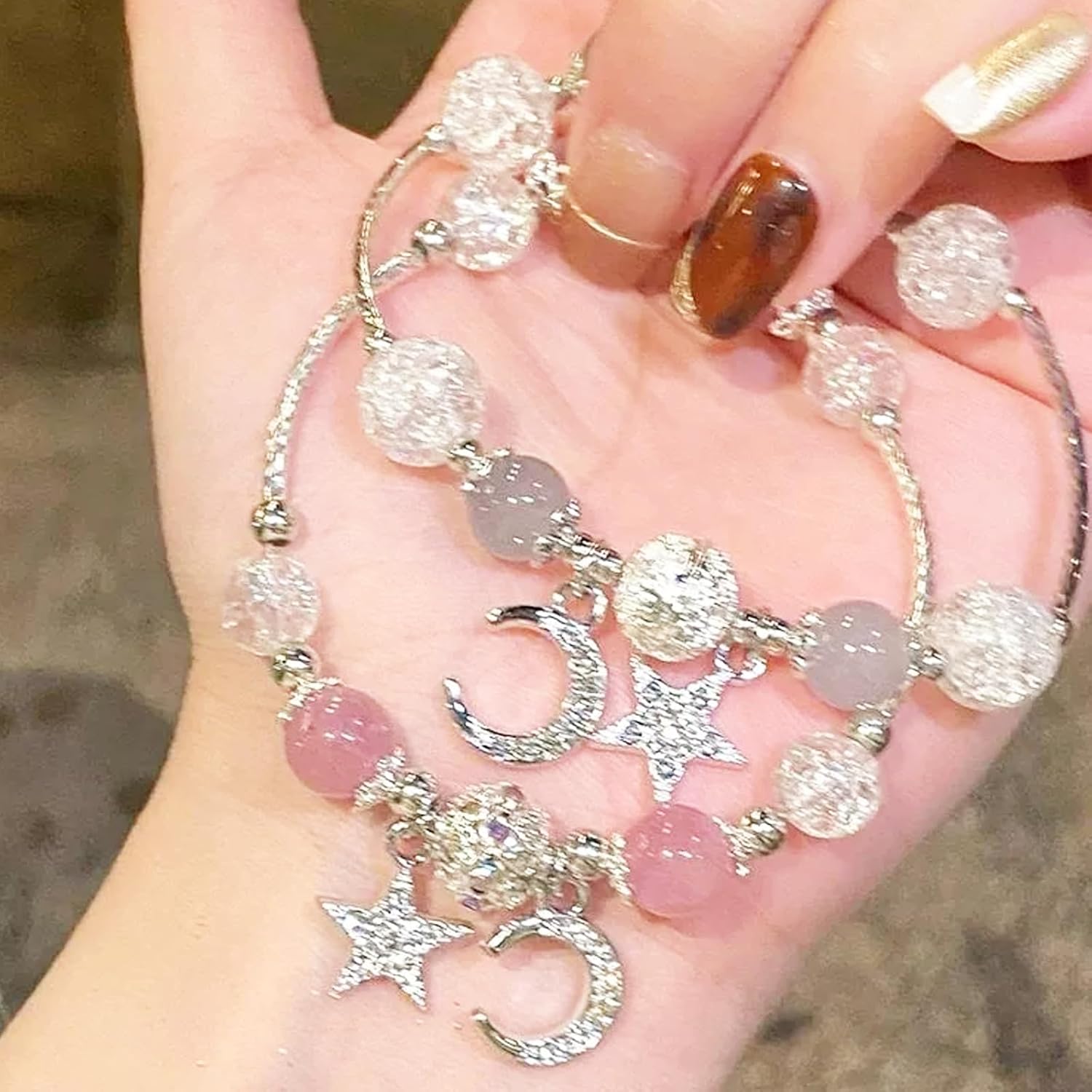 Beaded Jewelry: Lucky Bracelet for Women & Men, Cute Retro Synthetic Agate Design, Perfect Thoughtful Gift for Loved Ones