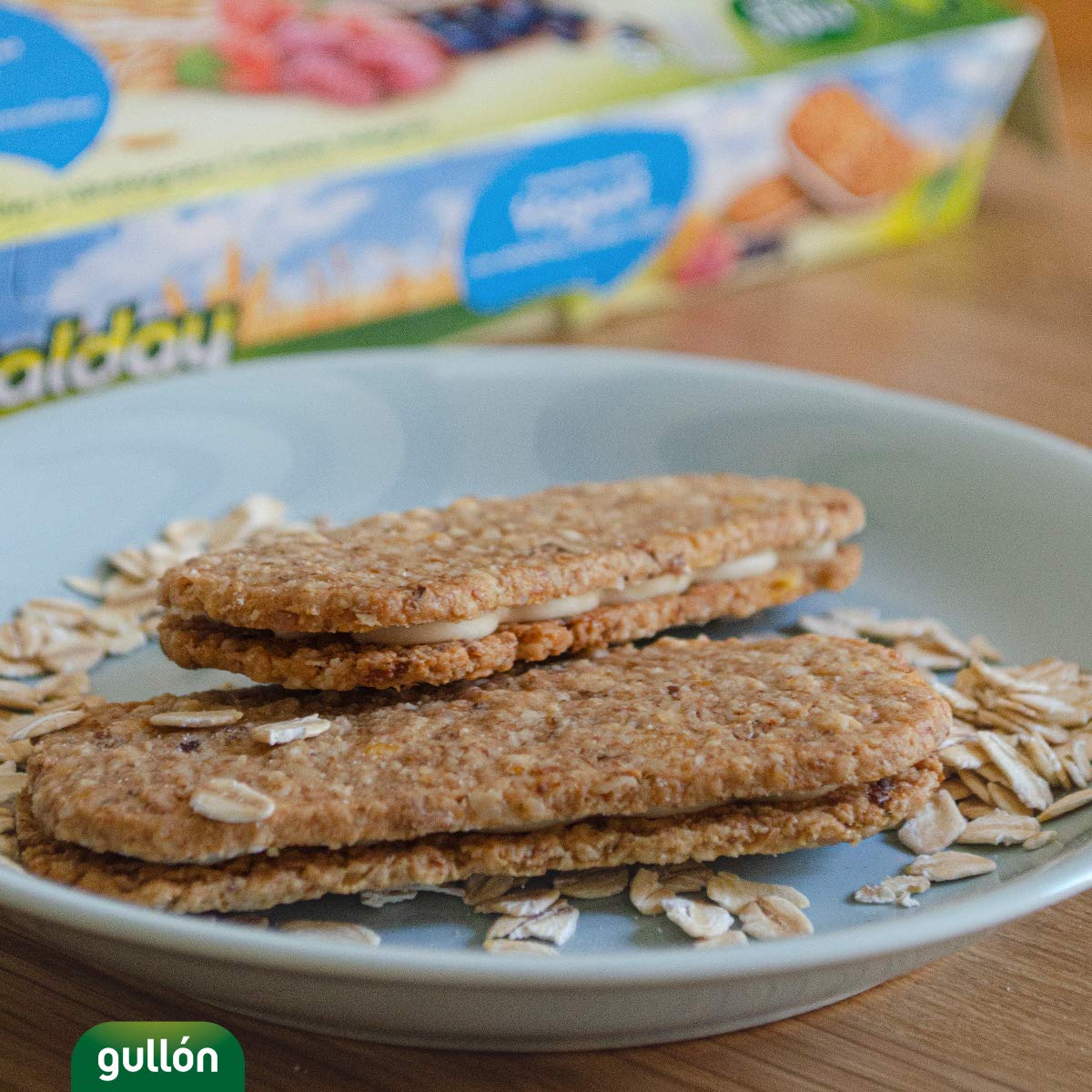 Gullón Vitalday Sandwich Yogur Galleta Desayuno y Merienda, Paquete de 5 x 44g