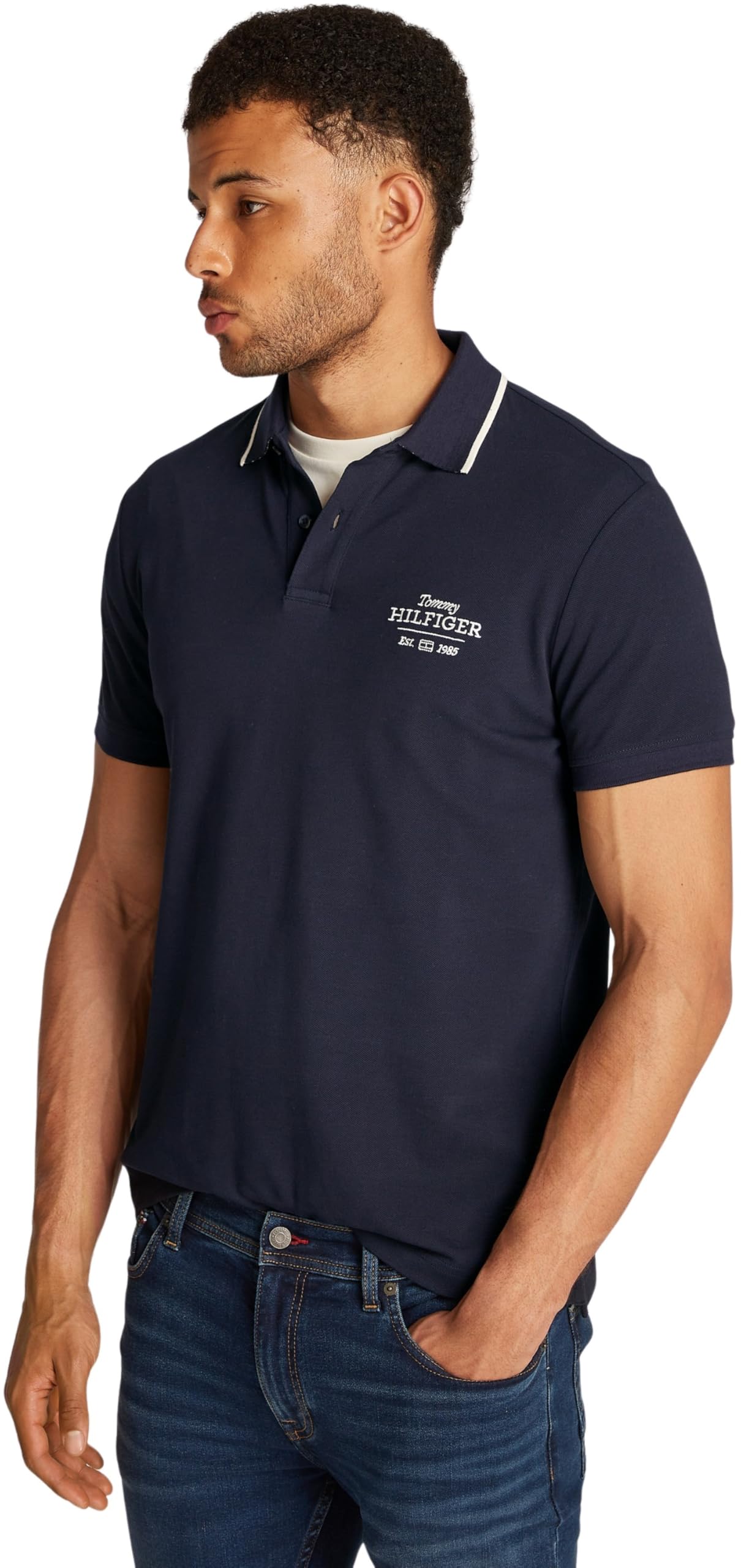 Mode von Calvin Klein & Tommy Hilfiger