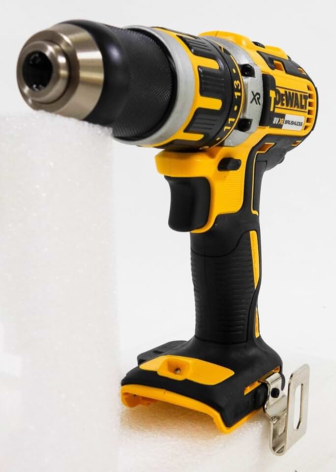 DCD795 N 18v Li-ion XR Brushless Combi Drill - Body Only