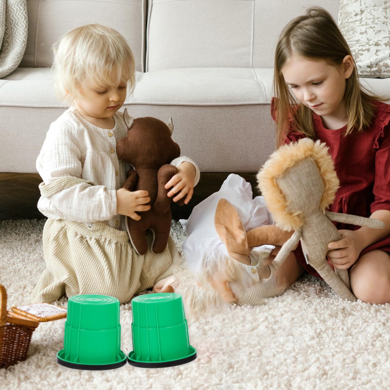 Abaodam Lot de 2 Échasses pour Garçon et Filles Vertes, Jouets D'entraînement à L'équilibre Antidérapants en Plastique Robuste, Adaptés aux Jeux en Extérieur Développement Sensoriel
