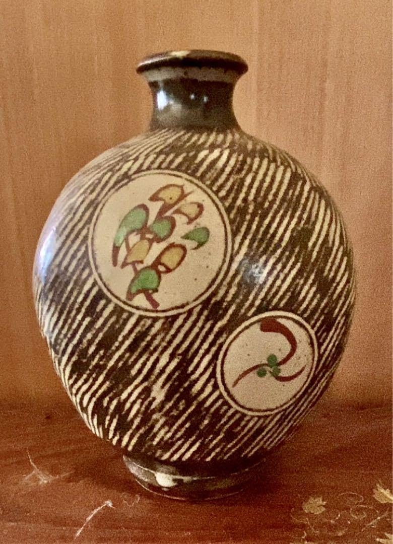 島岡達三 地釉象嵌草花文六角鉢益子焼 人間国宝 島岡達三作 地釉象嵌