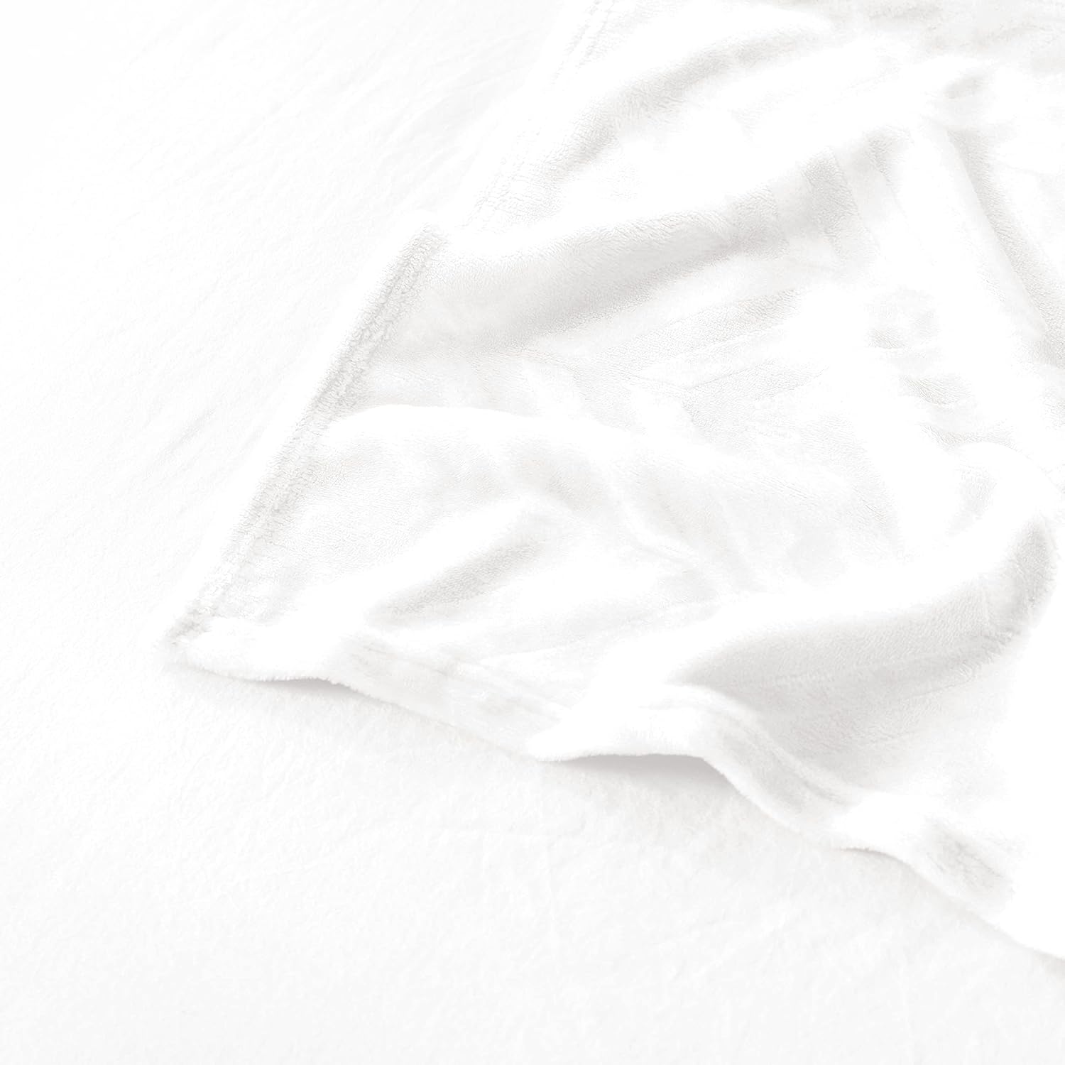 Whale Flotilla Flannel Fleece Twin Size Bed Blanket, Twin XL Lightweight Breathable Soft Bedspread Plush Fluffy Coverlet Chevron Design Decorative Blanket for All Season, 90x66 Inch, White - Image 7