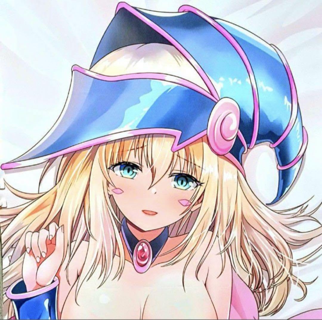 Amazon | ブラックマジシャンガール 抱き枕カバー | アイドル・芸能人  