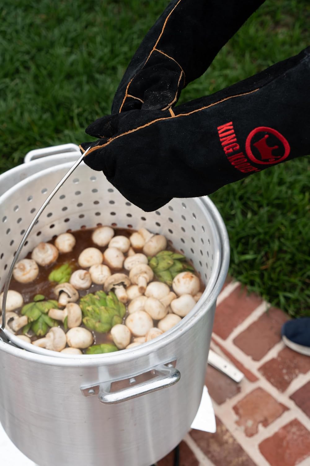 King Kooker® Portable Propane Outdoor Boiling Package with 60 Qt. Aluminum Pot, Basket, Lid and Jet Burner