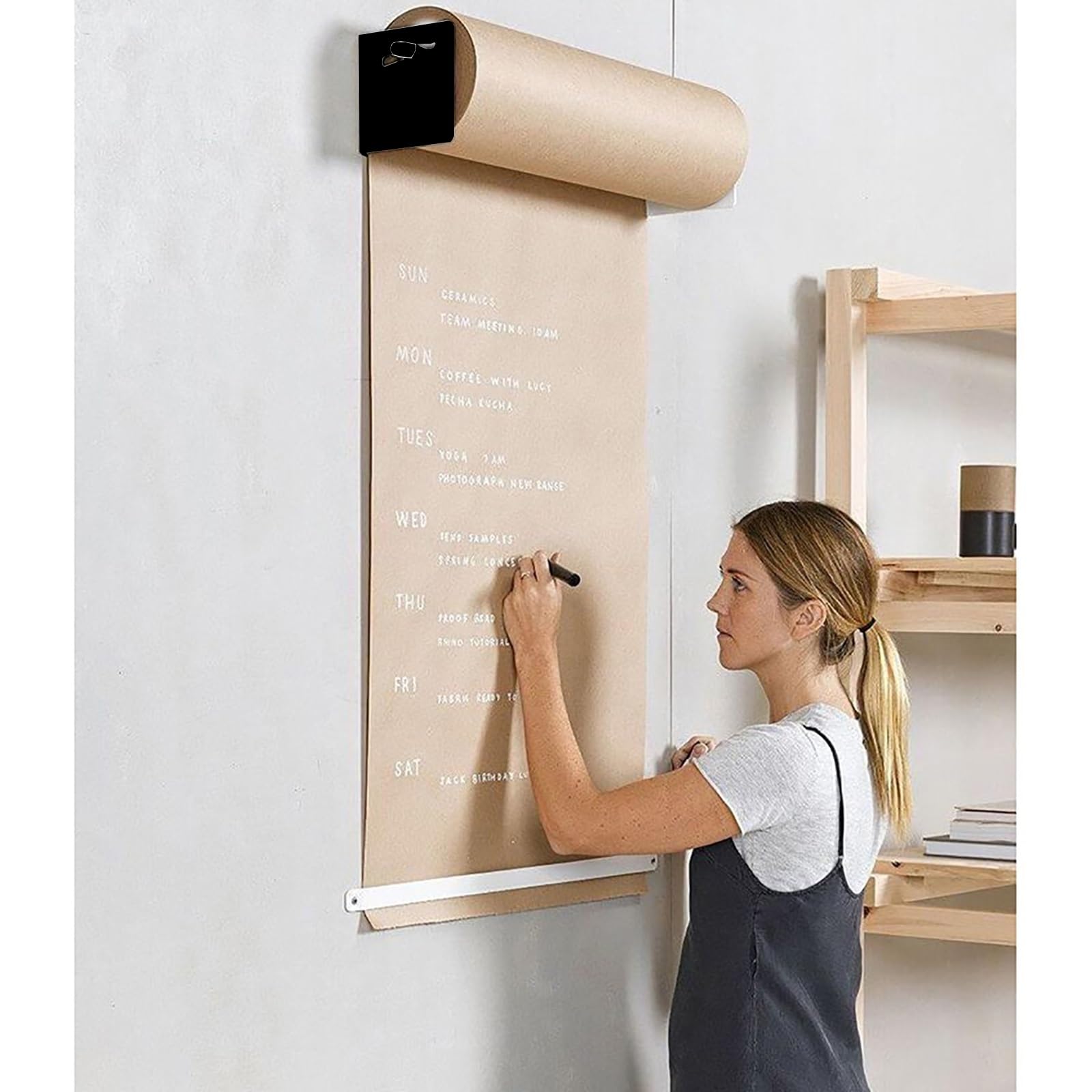 Dévidoir de papier kraft mural 90 cm noir pour ranger vos rouleaux encombrants