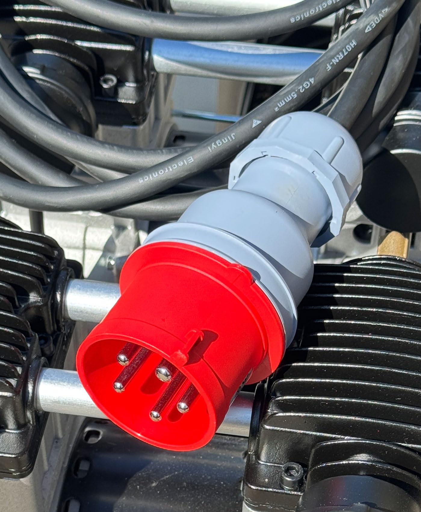 WELDINGER Flüsterkompressor FK 680 pro 6,0 kW Luftabgabe 680 l (Silentkompressor ölfrei wartungsfrei) 5 Jahre Garantie