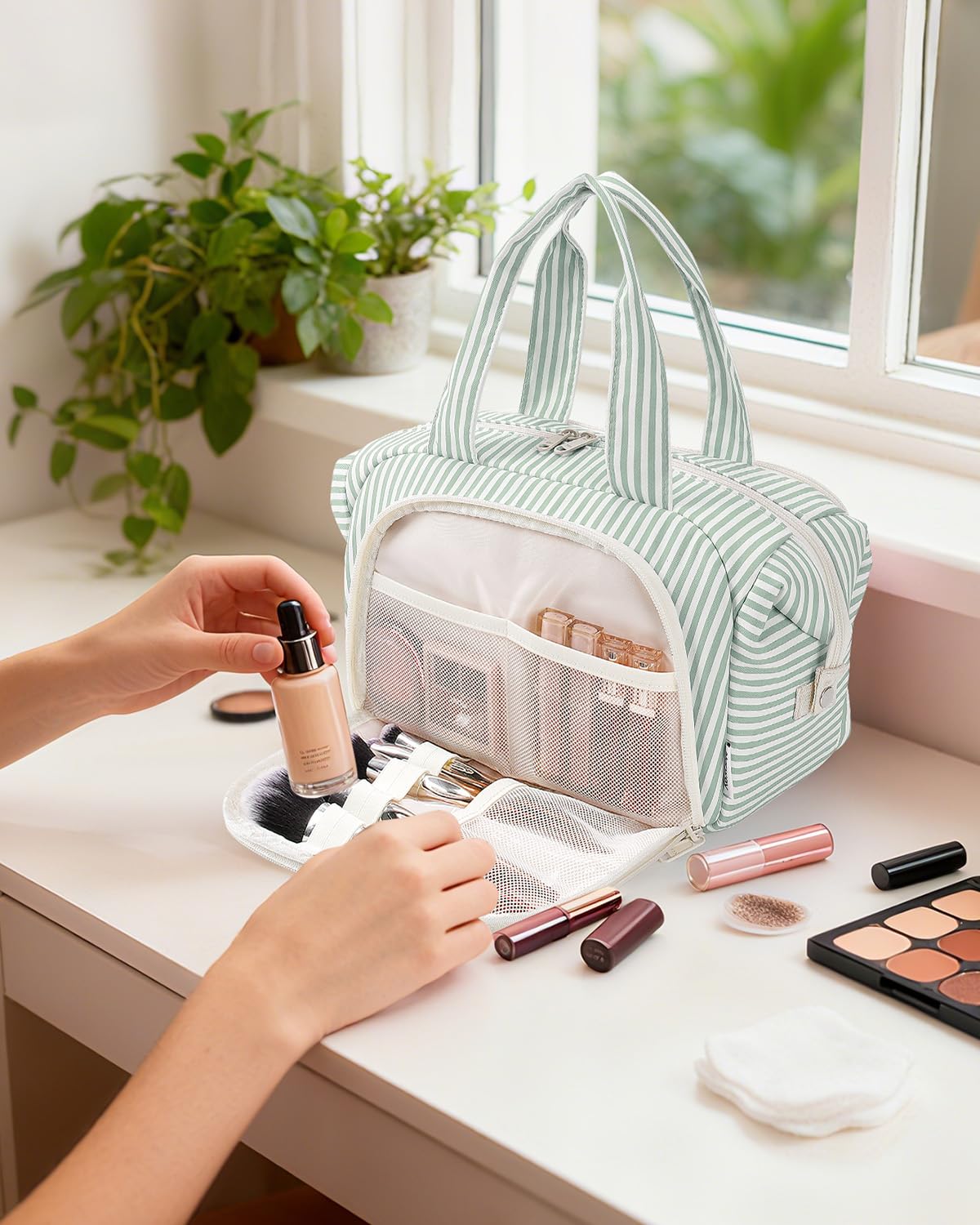 Narwey Neceser de Viaje para Mujer, Bolsa de Aseo Grande, Organizador de Maquillaje Portátil para Artículos de Aseo Tamaño Completo Viajes Accesorios (Rayas Verde Menta)