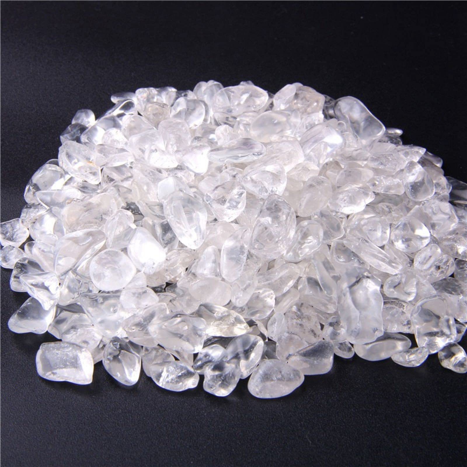 Roche de quartz blanc irrégulière pour drainer les plantes et embellir les vases