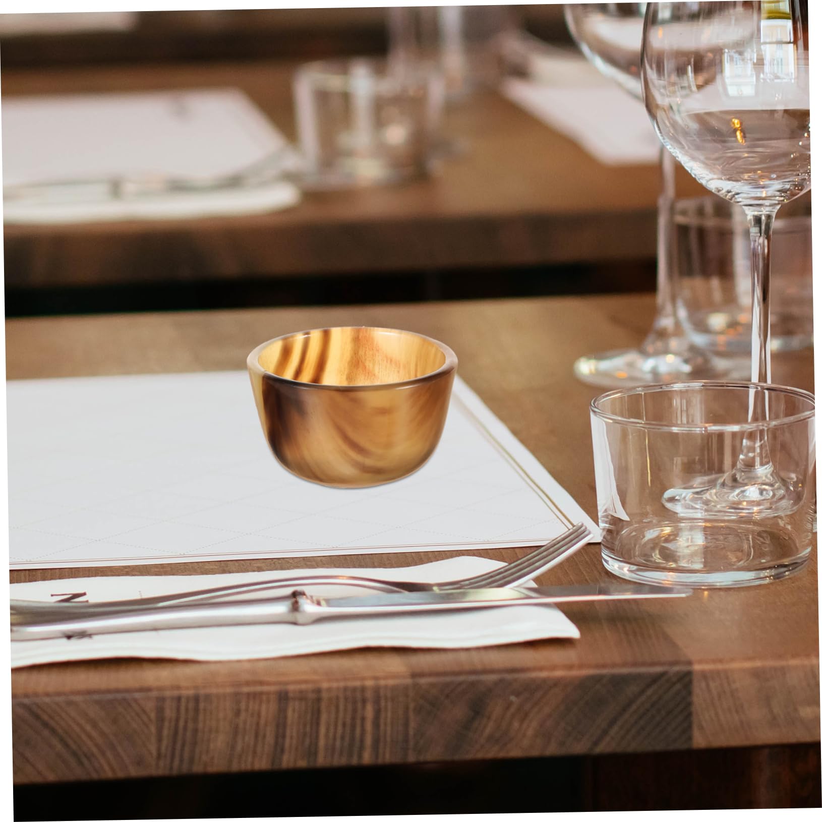 CONGARTENO Artisan Ox Horn Goblet Handmade Decorative Drinking Mug Elegant Wine Container for Home Easy to Clean Store Unique Artwork for Parties Events